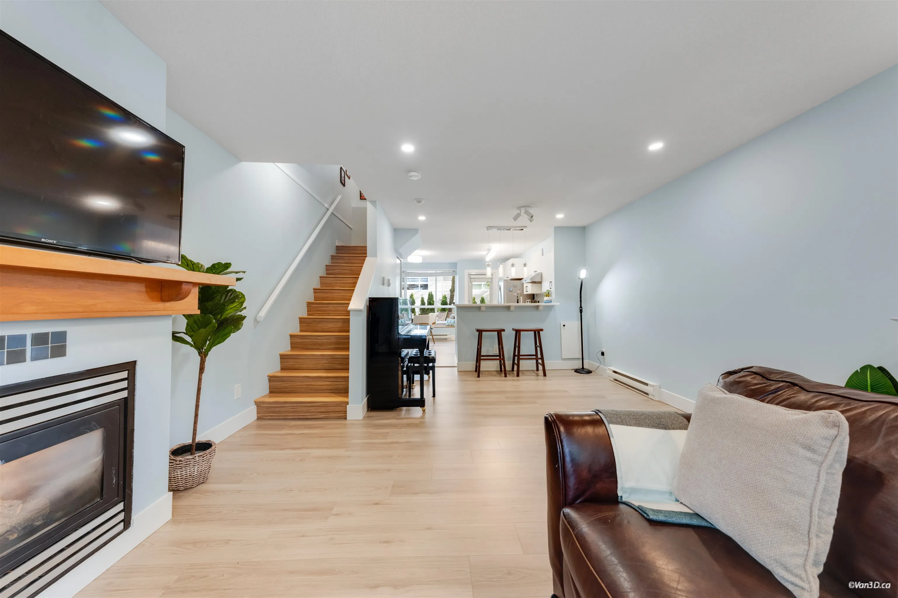 7371 Magnolia Terrace