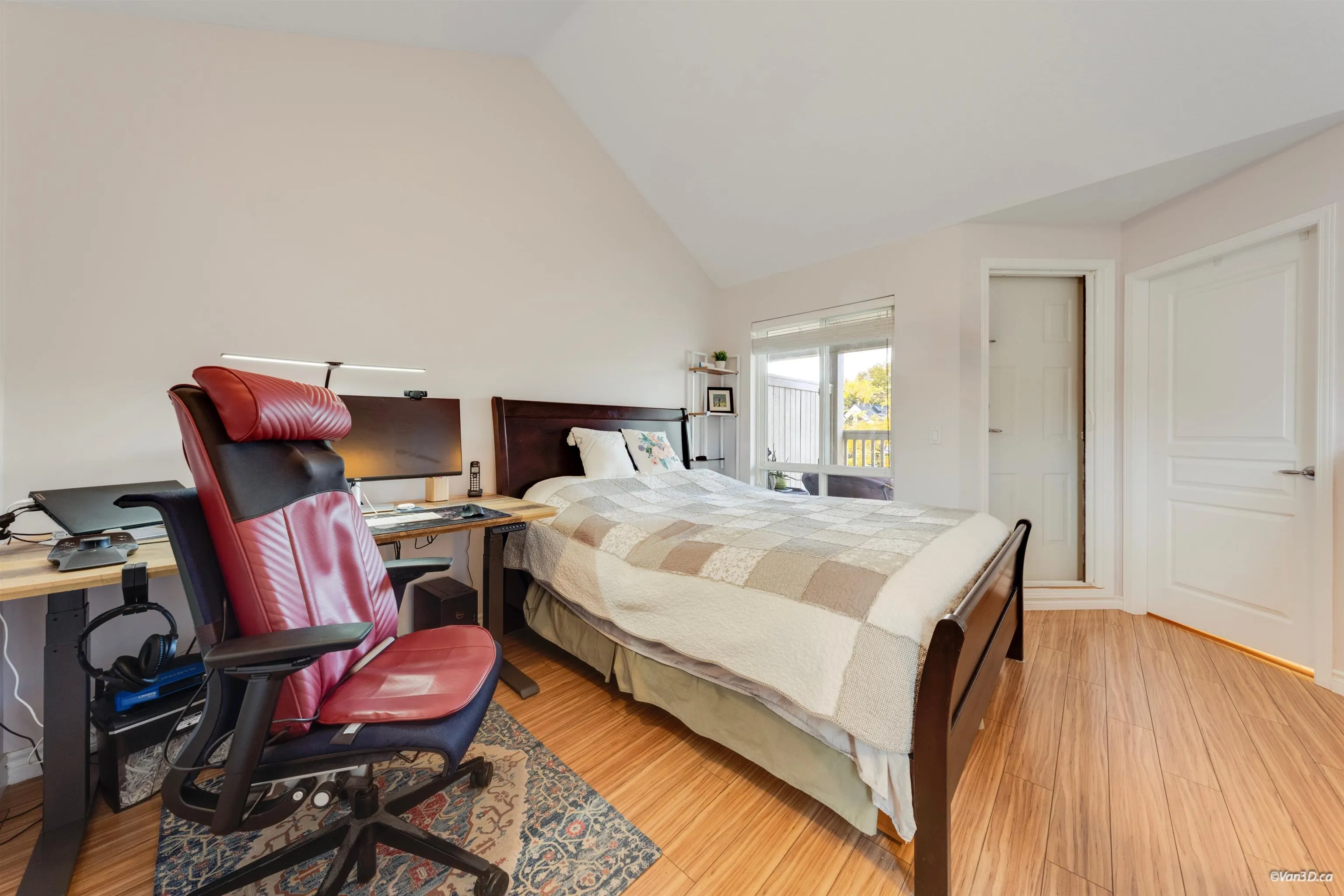 7371 Magnolia Terrace