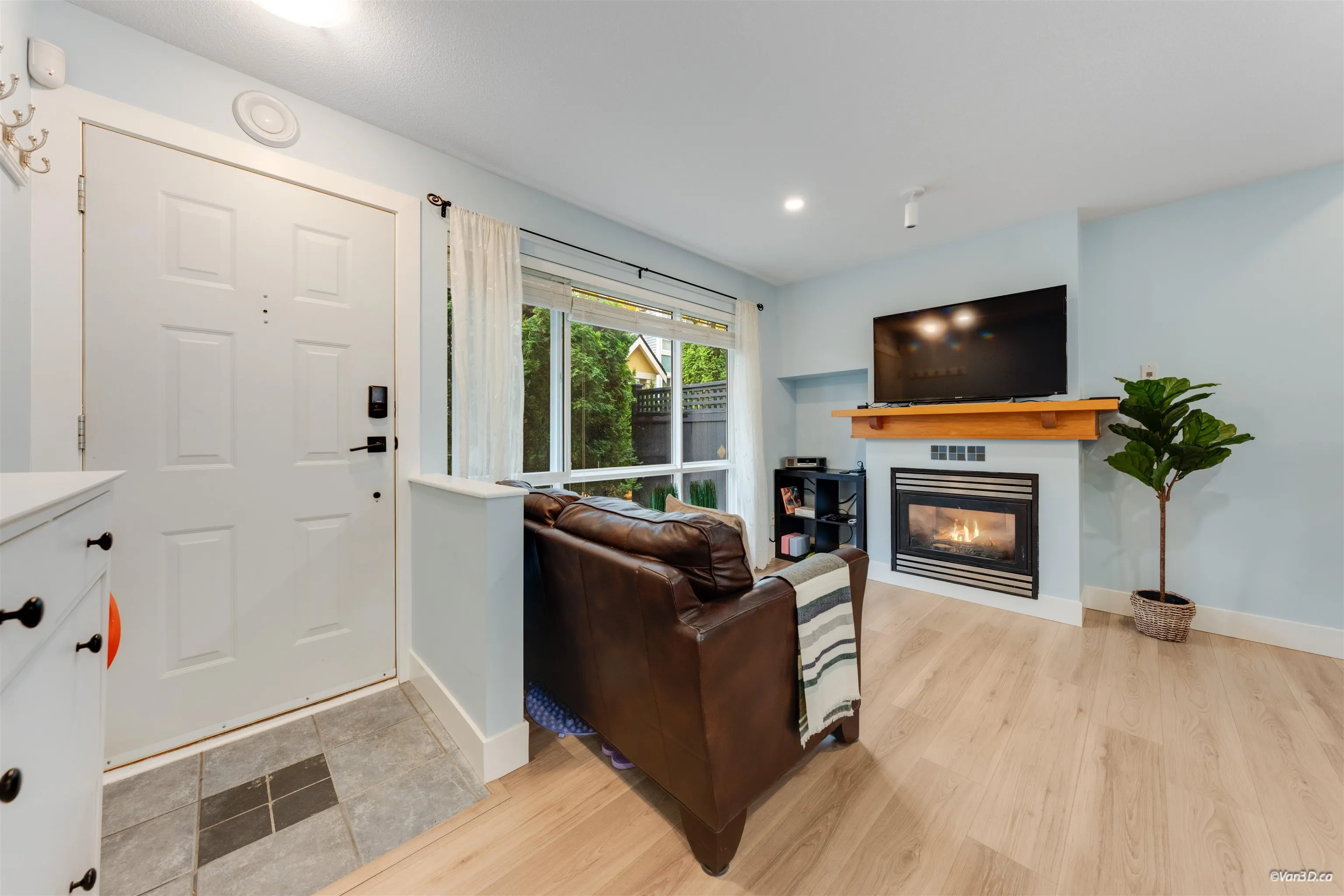 7371 Magnolia Terrace