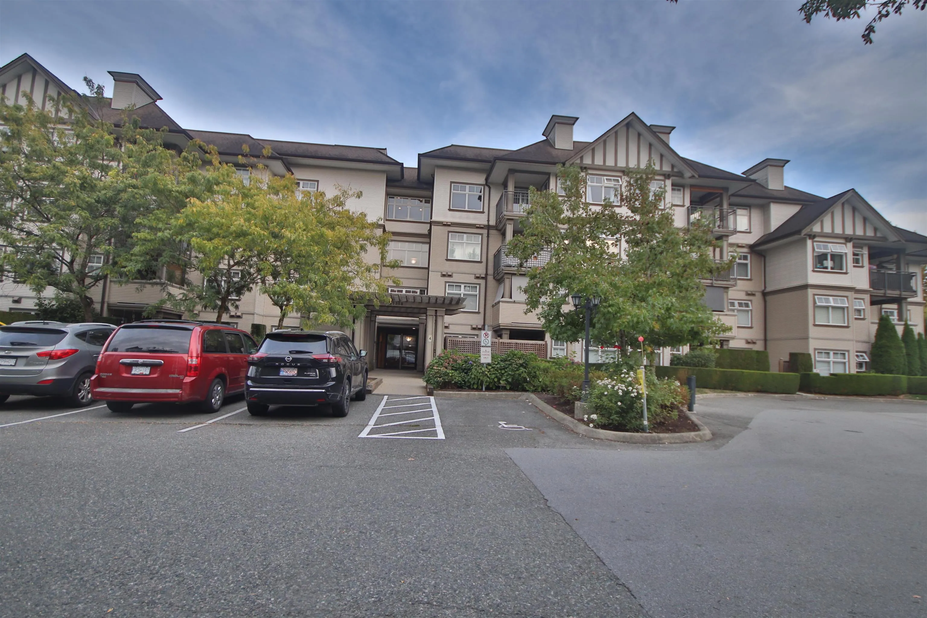 147 27358 32 Avenue