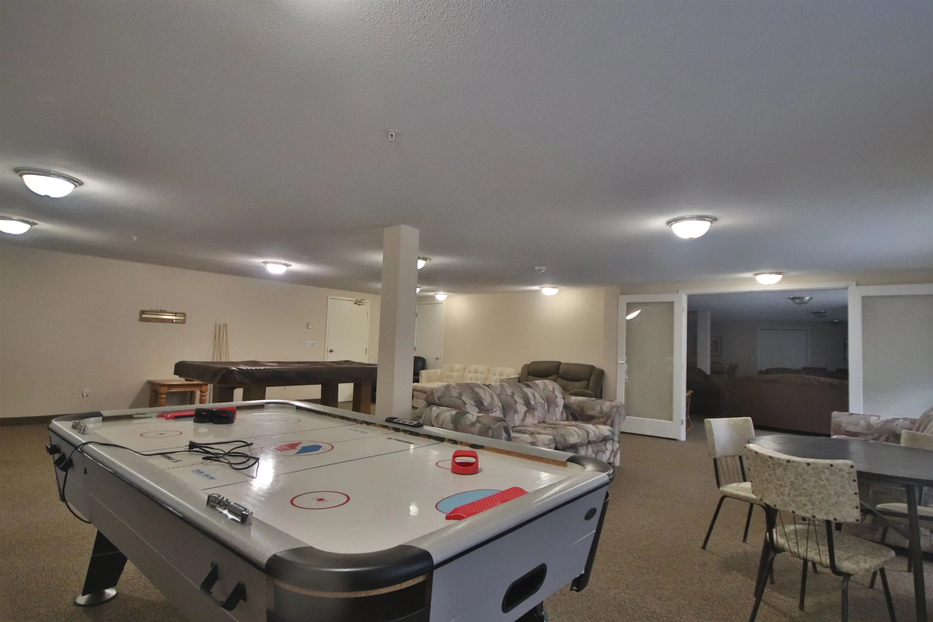 147 27358 32 Avenue