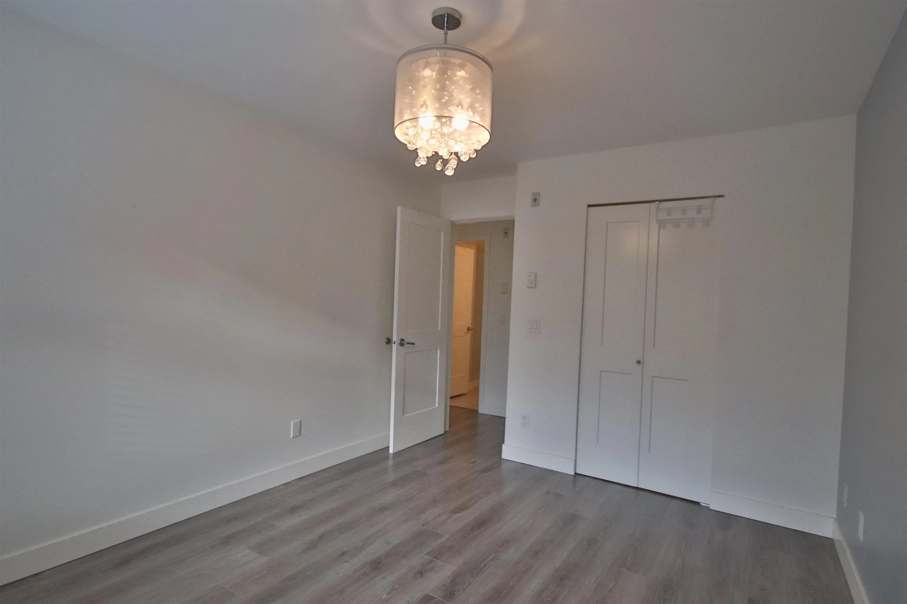 147 27358 32 Avenue