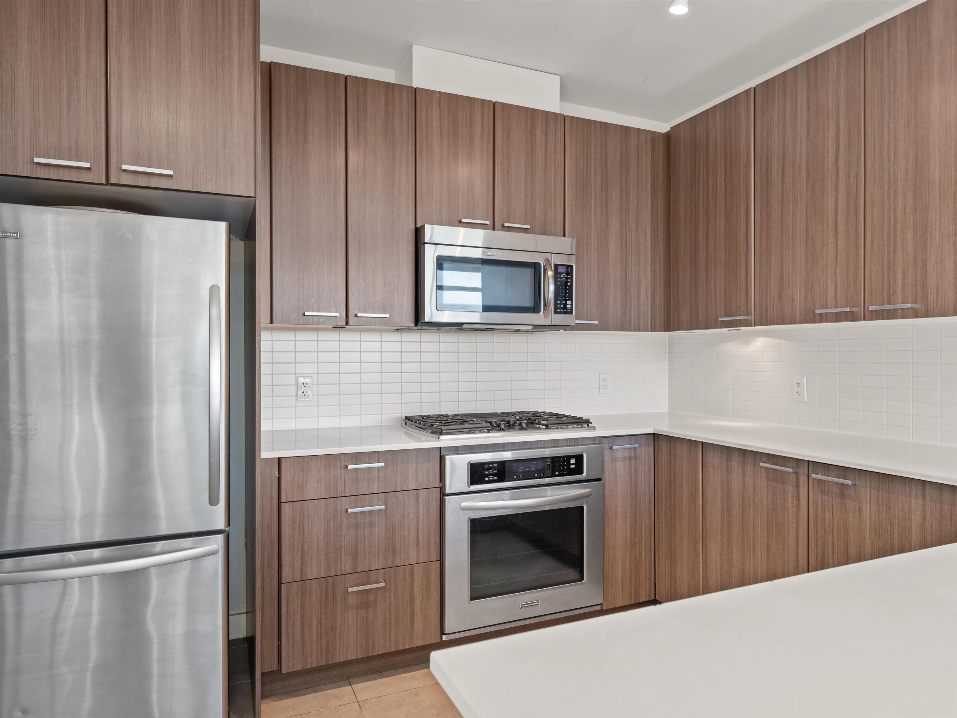 2302 2789 Shaughnessy Street