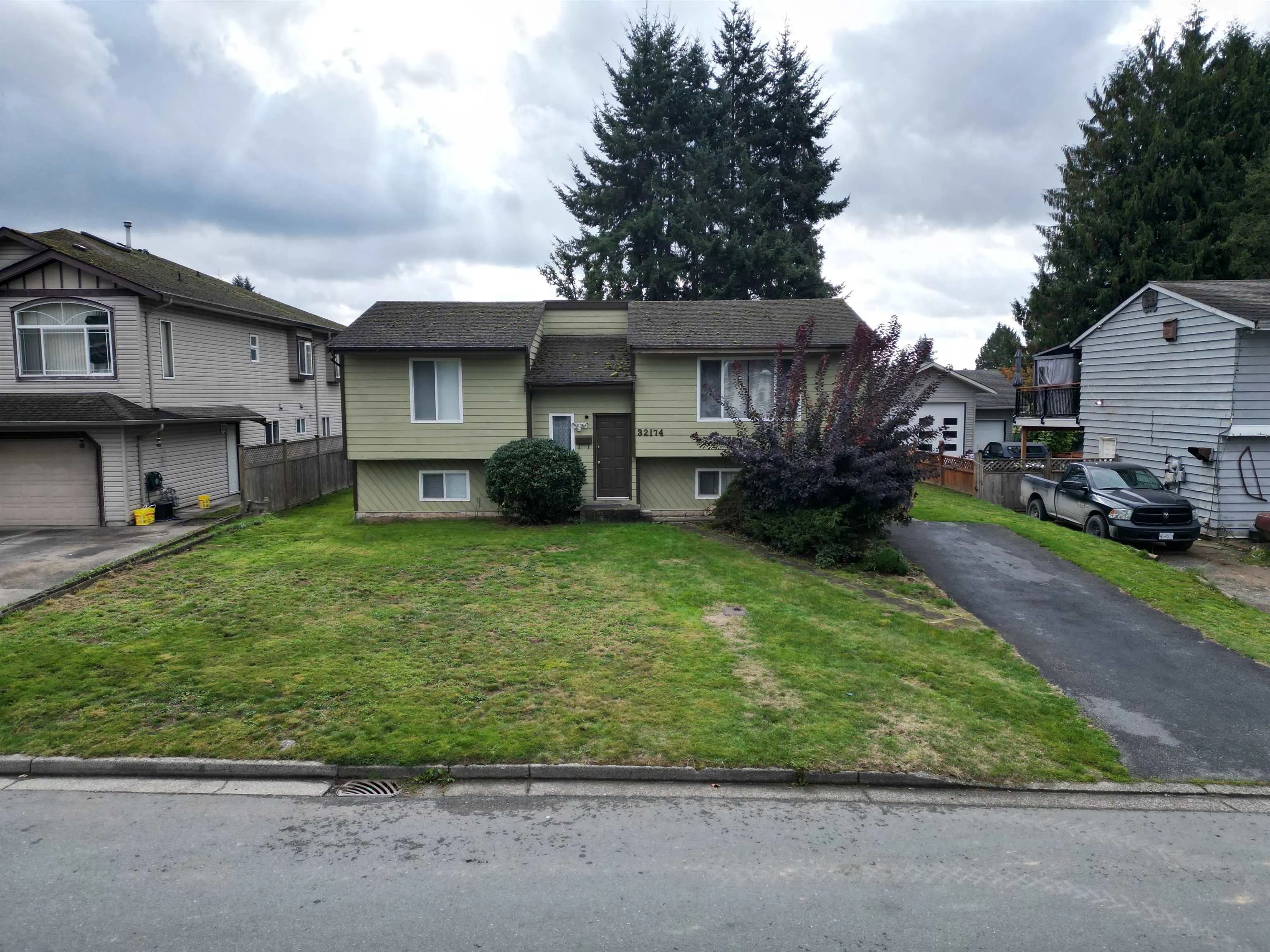 32174 Sandpiper Place