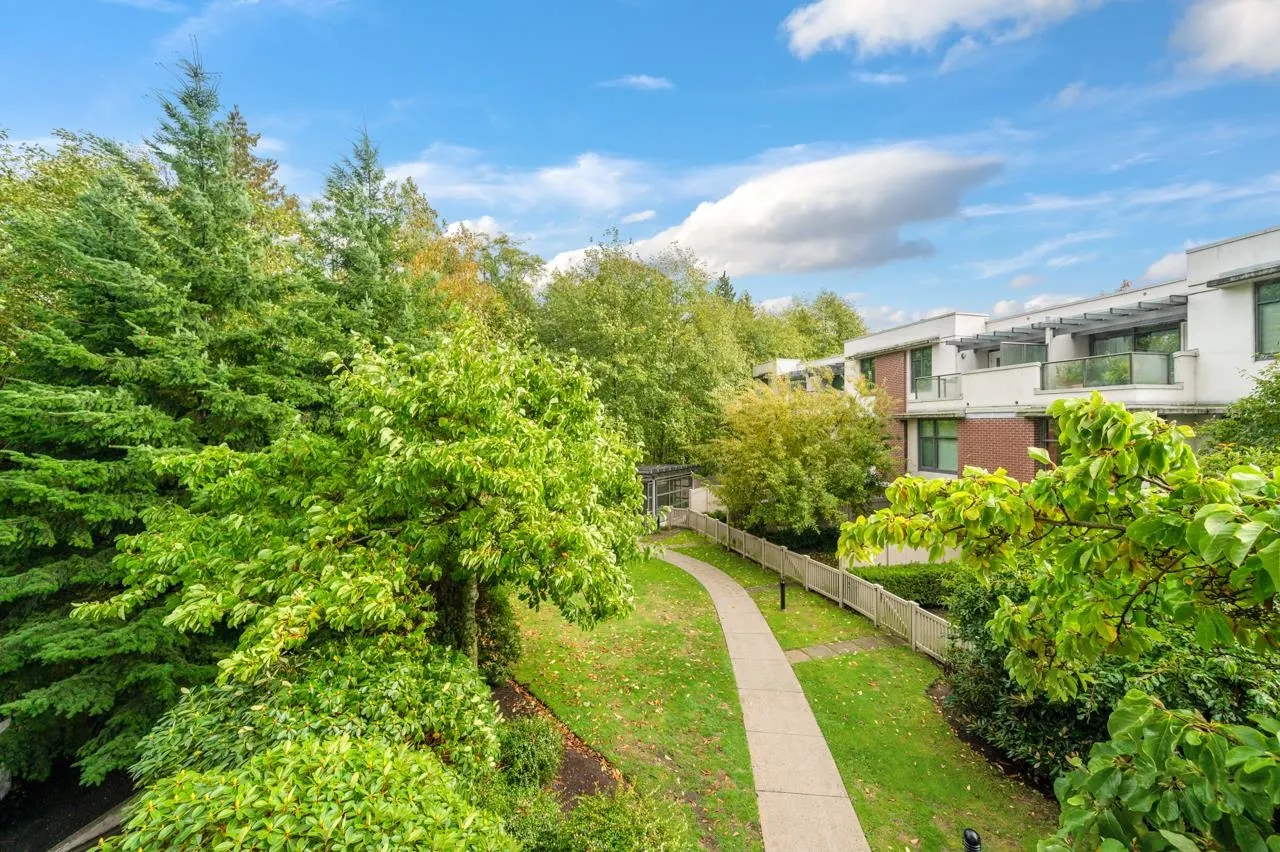 307 7088 18th Avenue