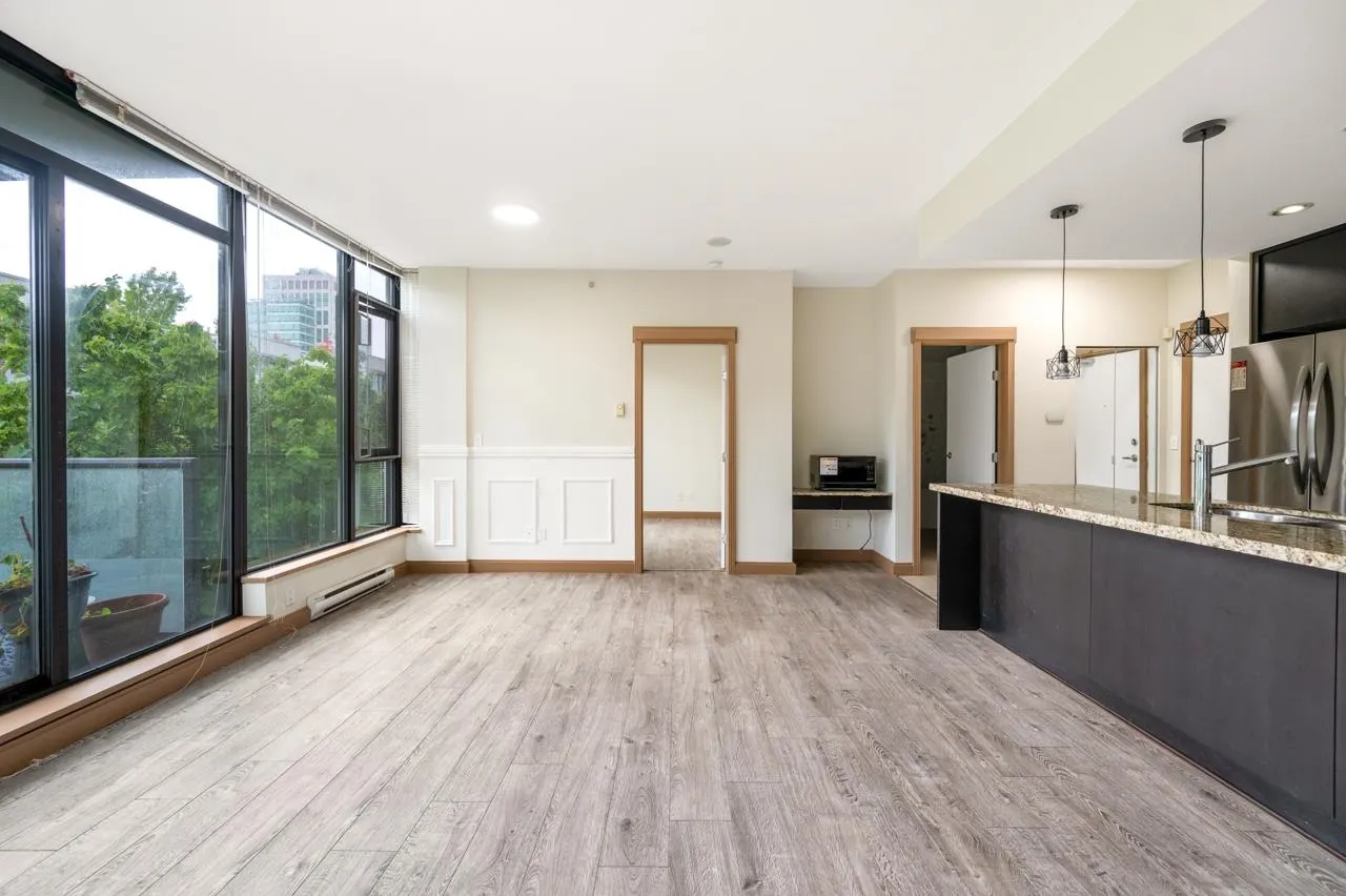 307 7088 18th Avenue