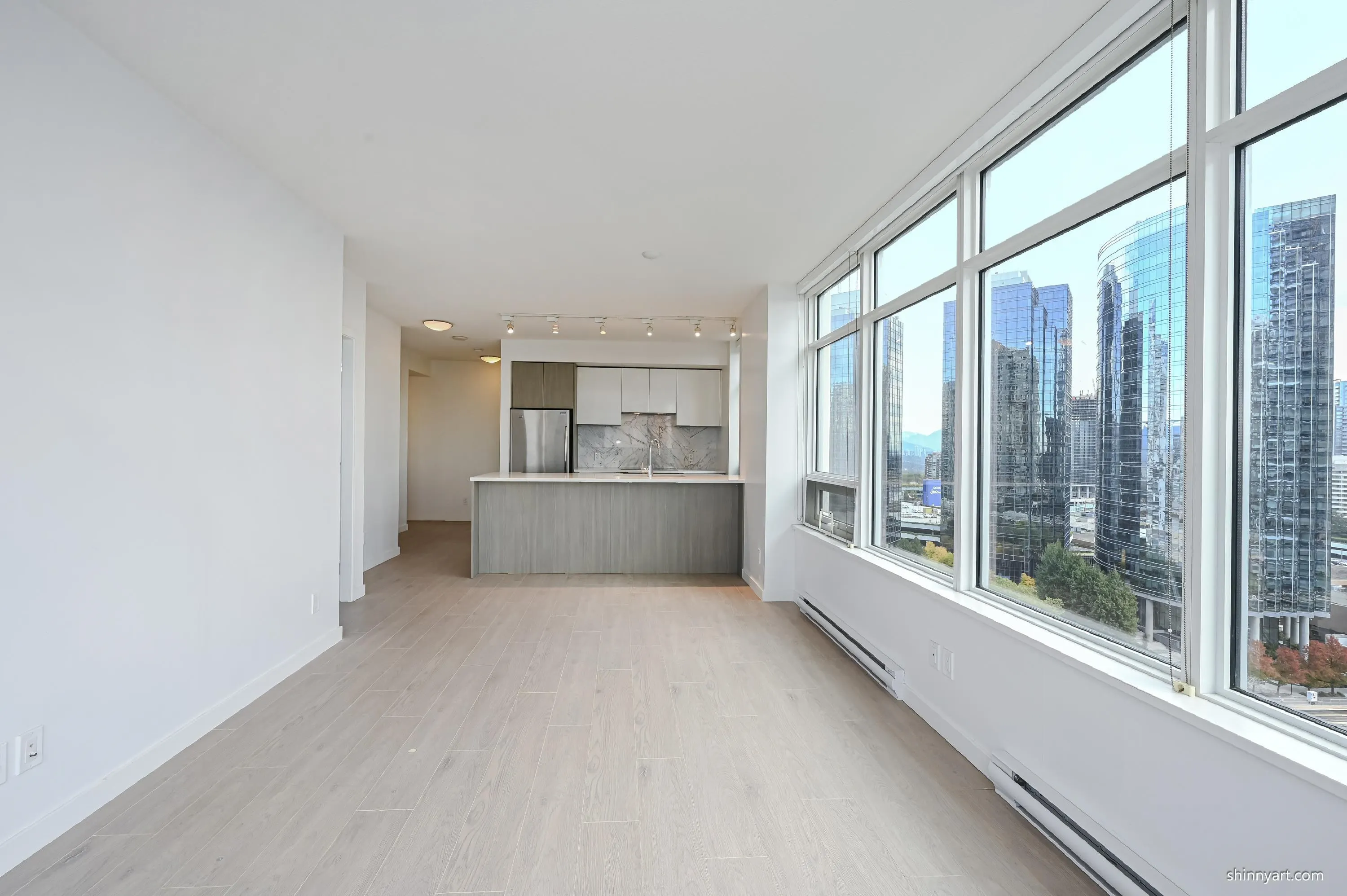 1805 6461 Telford Avenue