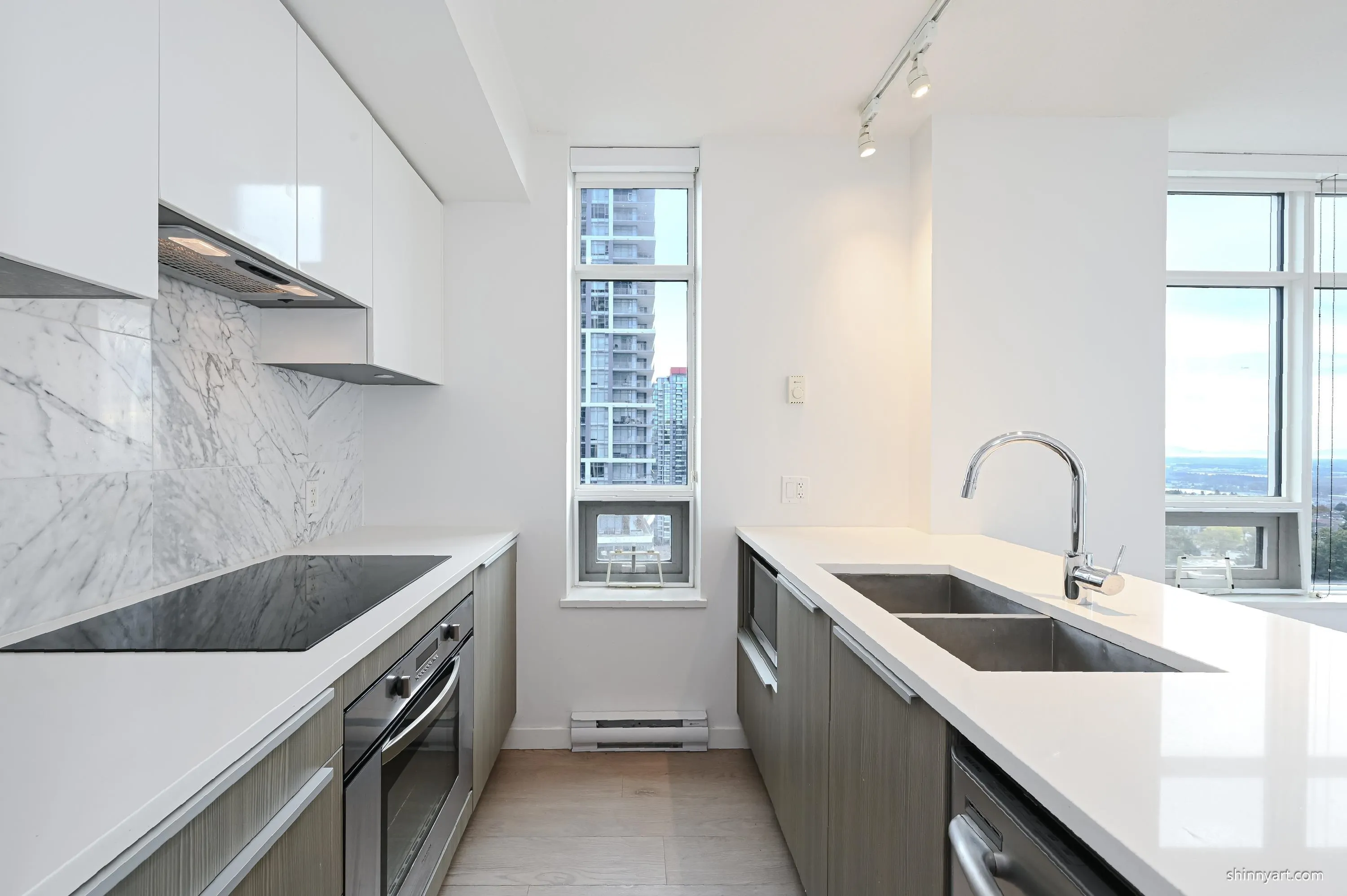 1805 6461 Telford Avenue