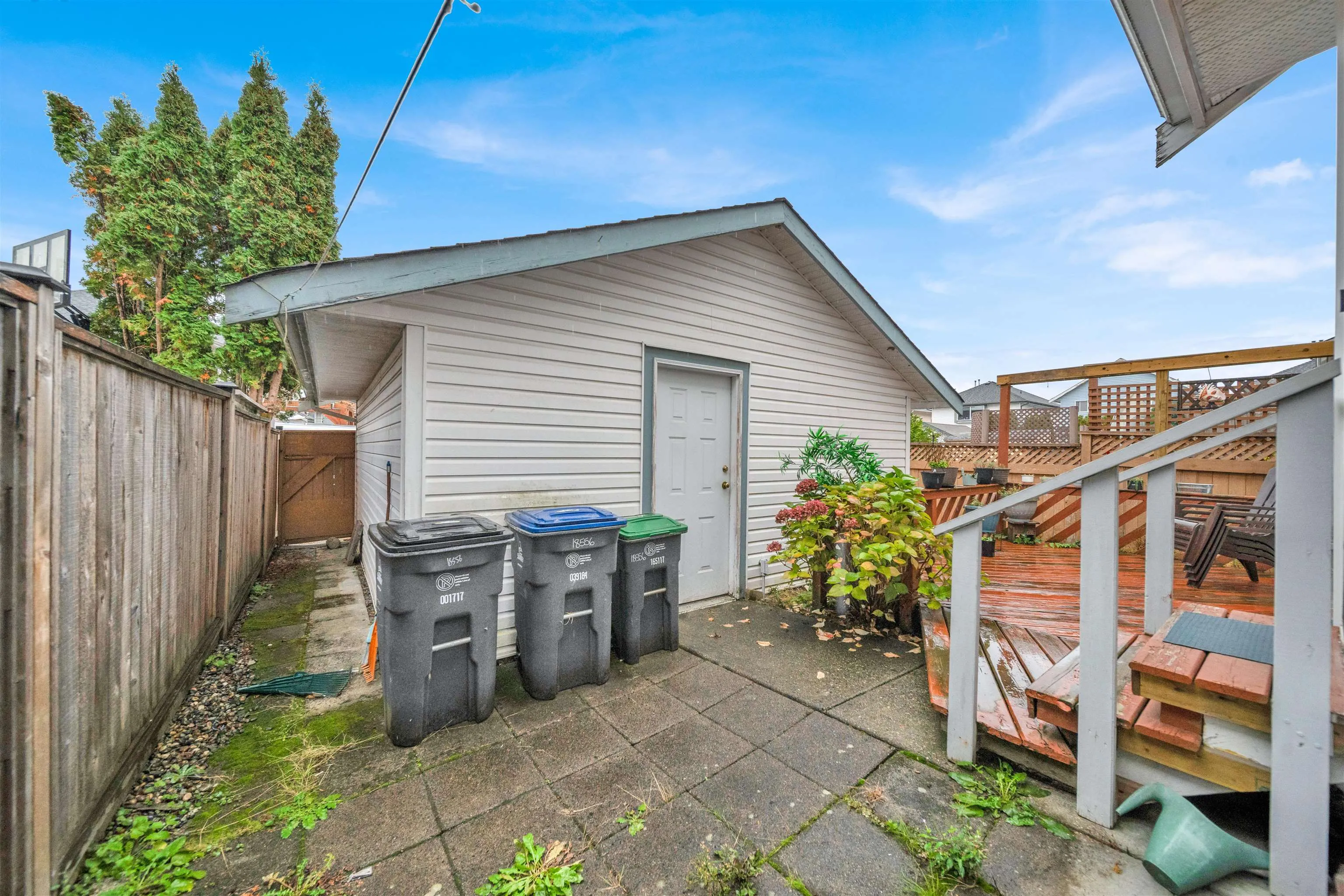 18556 65 Avenue