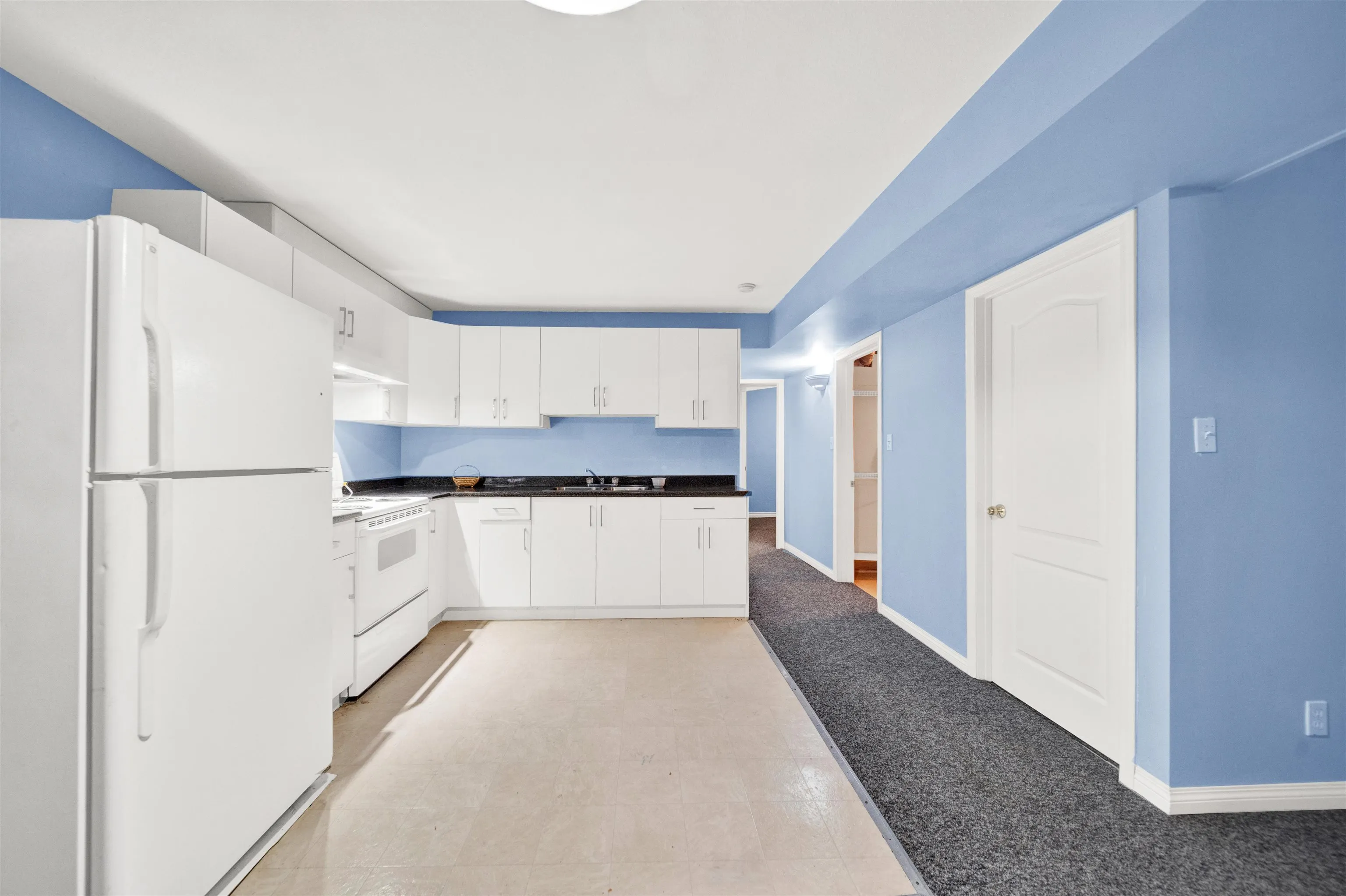 18556 65 Avenue