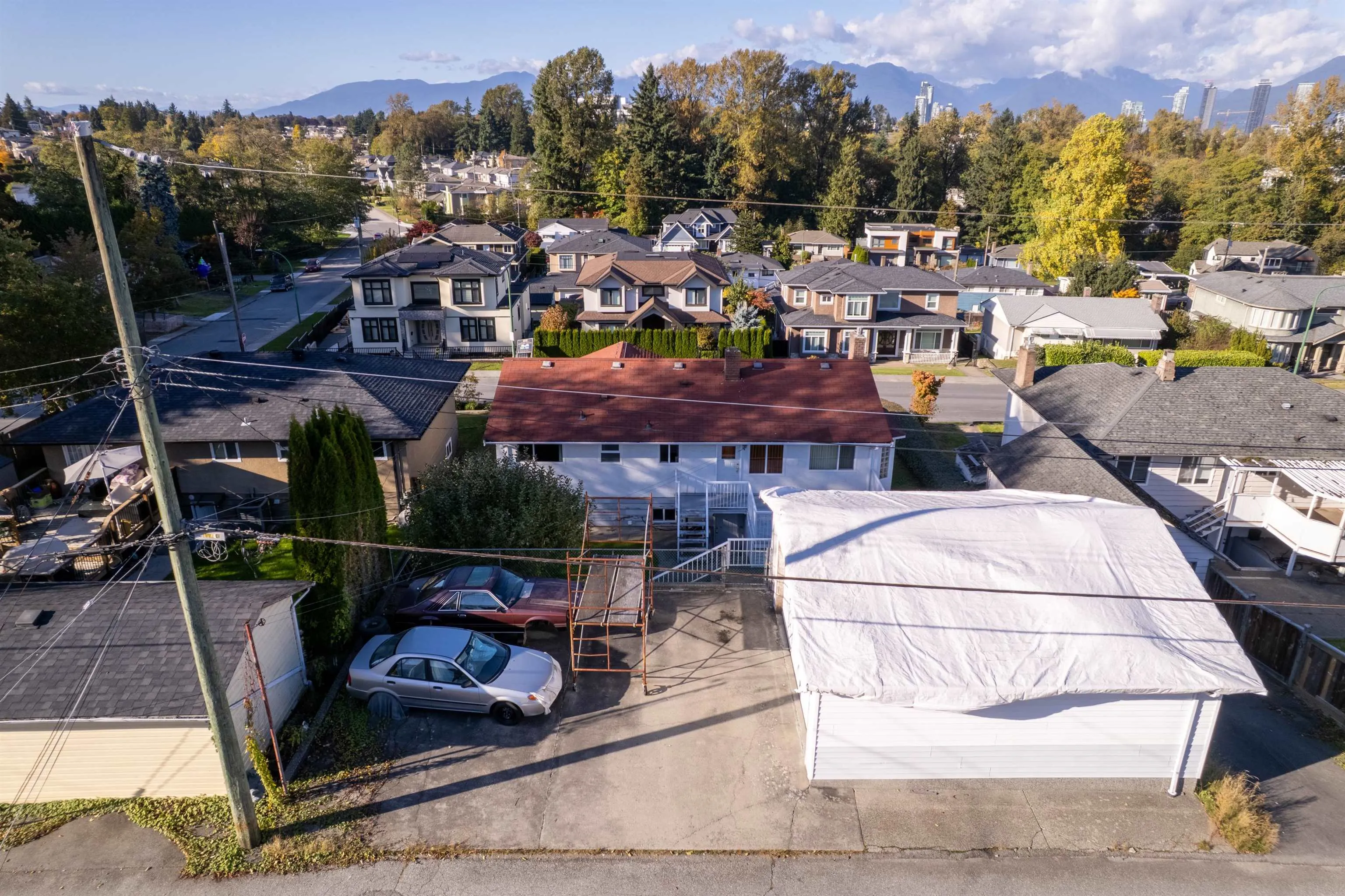 4370 Briarwood Crescent