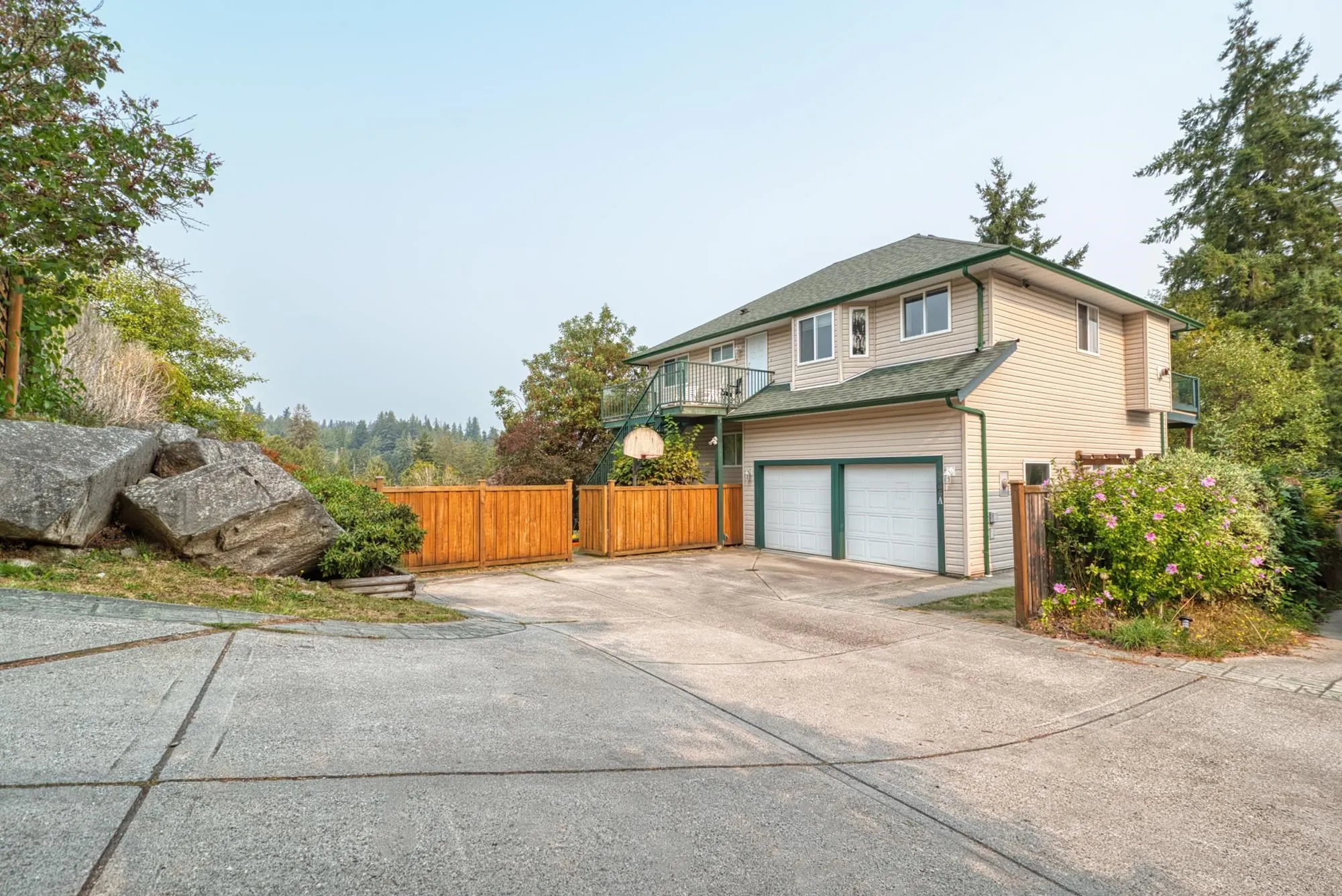 5866A Turnstone Crescent