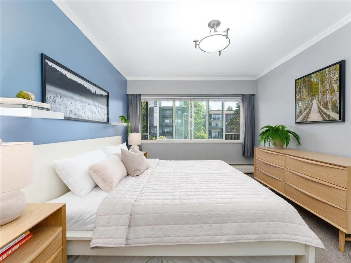 301 155 E 5th Street