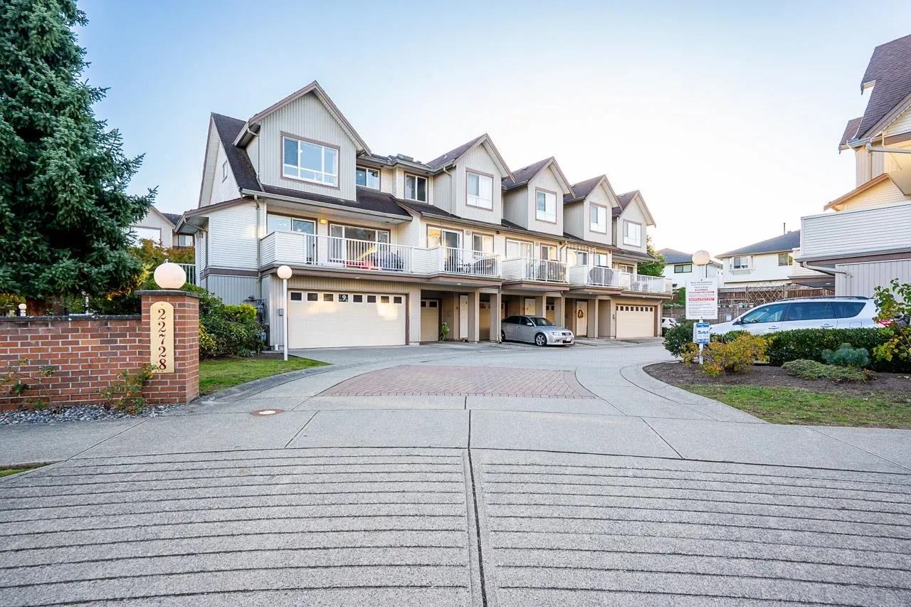9 22728 Norton Court