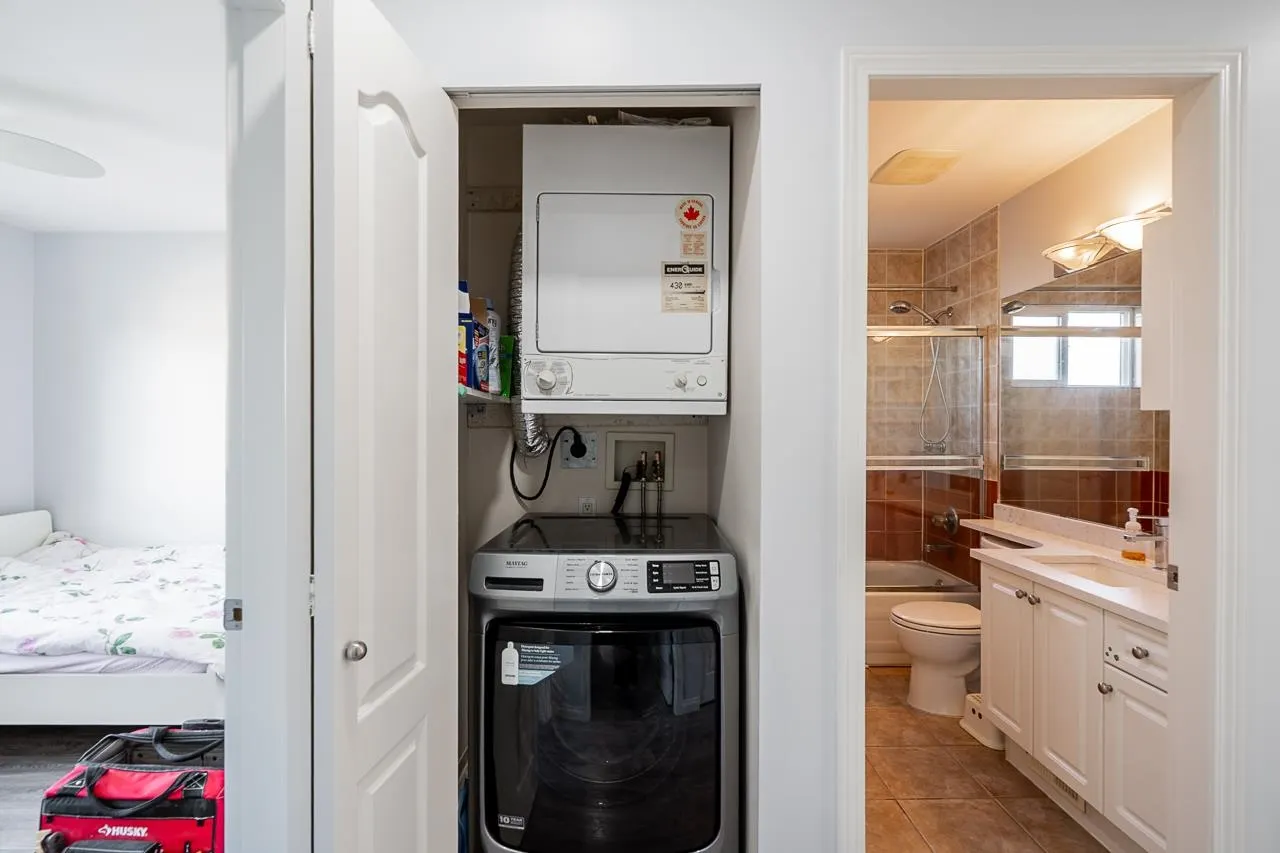 9 22728 Norton Court