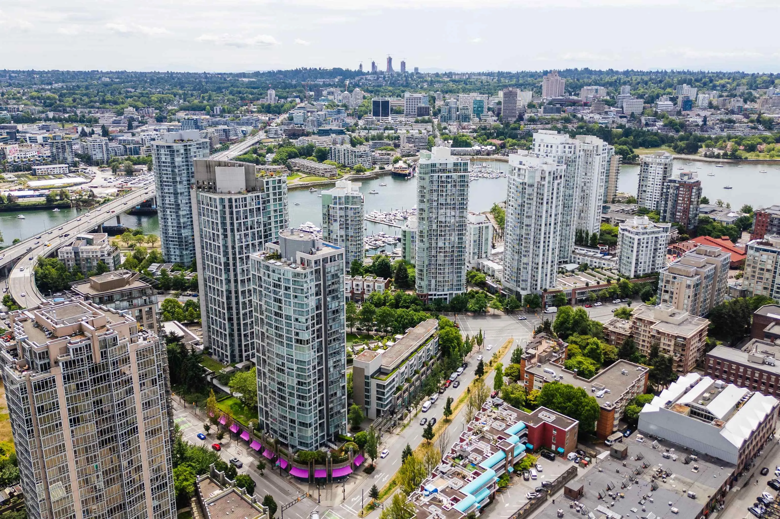 202 1001 Richards Street