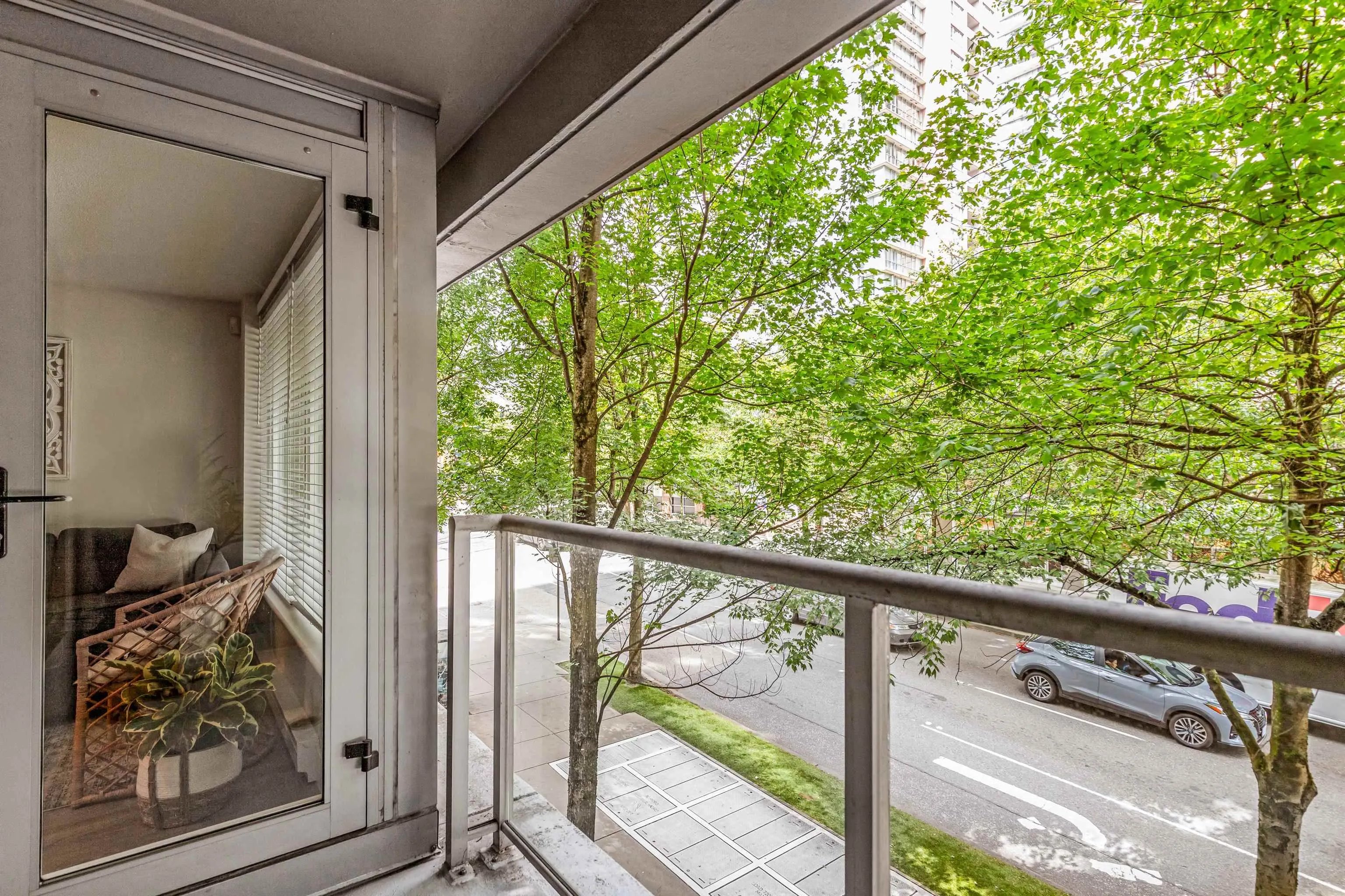 202 1001 Richards Street