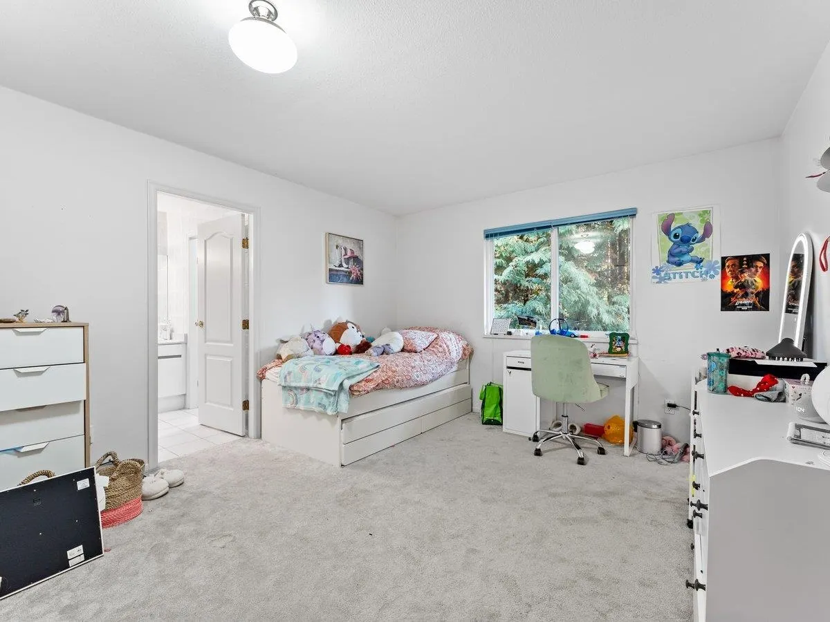 186 Stevens Drive
