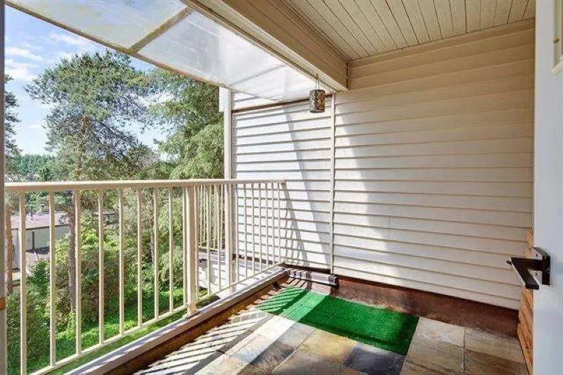 208 1220 Falcon Drive