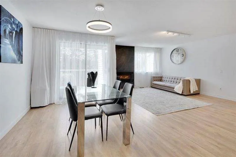 208 1220 Falcon Drive