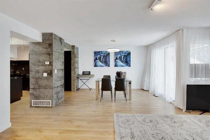 208 1220 Falcon Drive