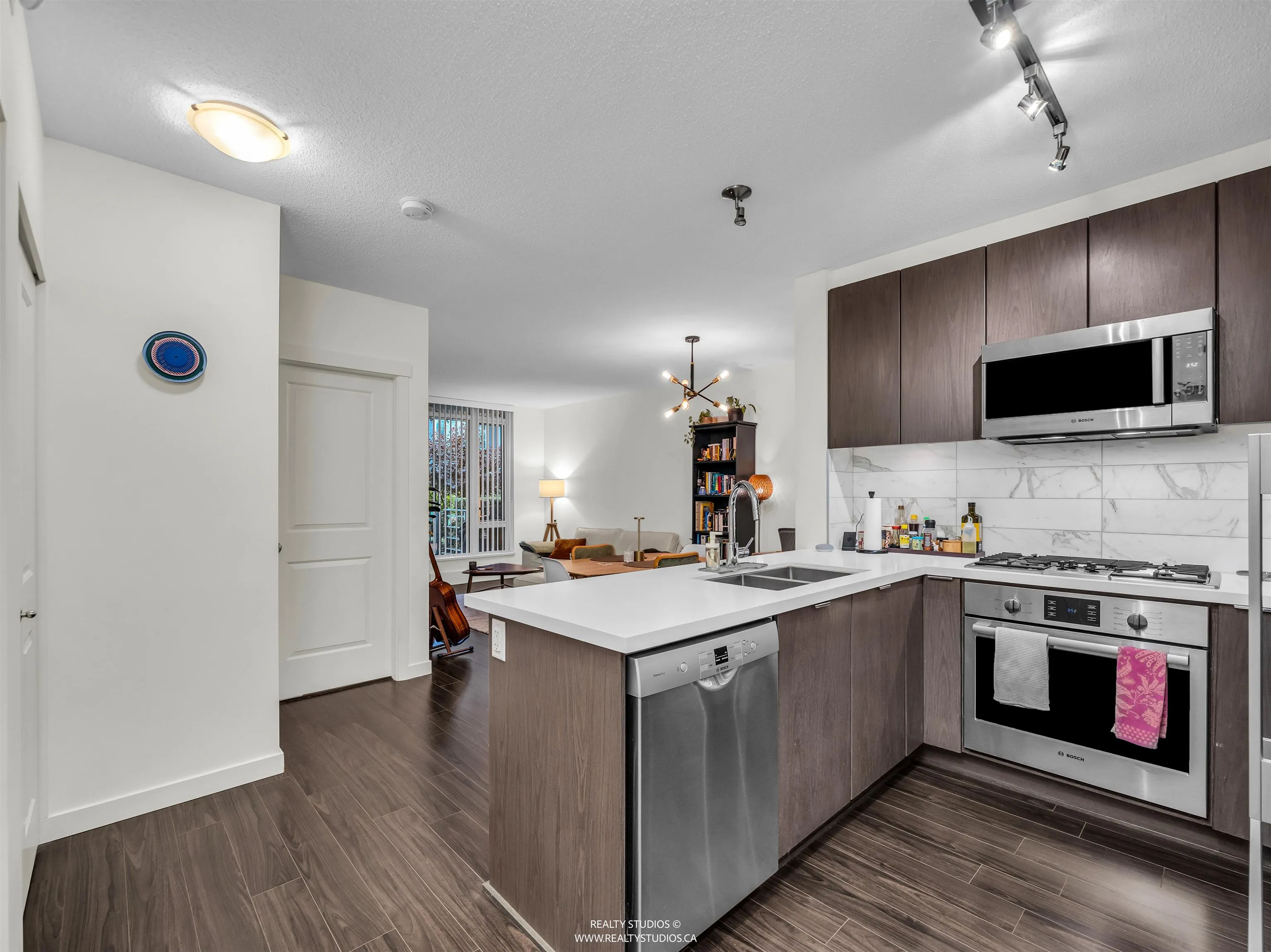 106 3162 Riverwalk Avenue