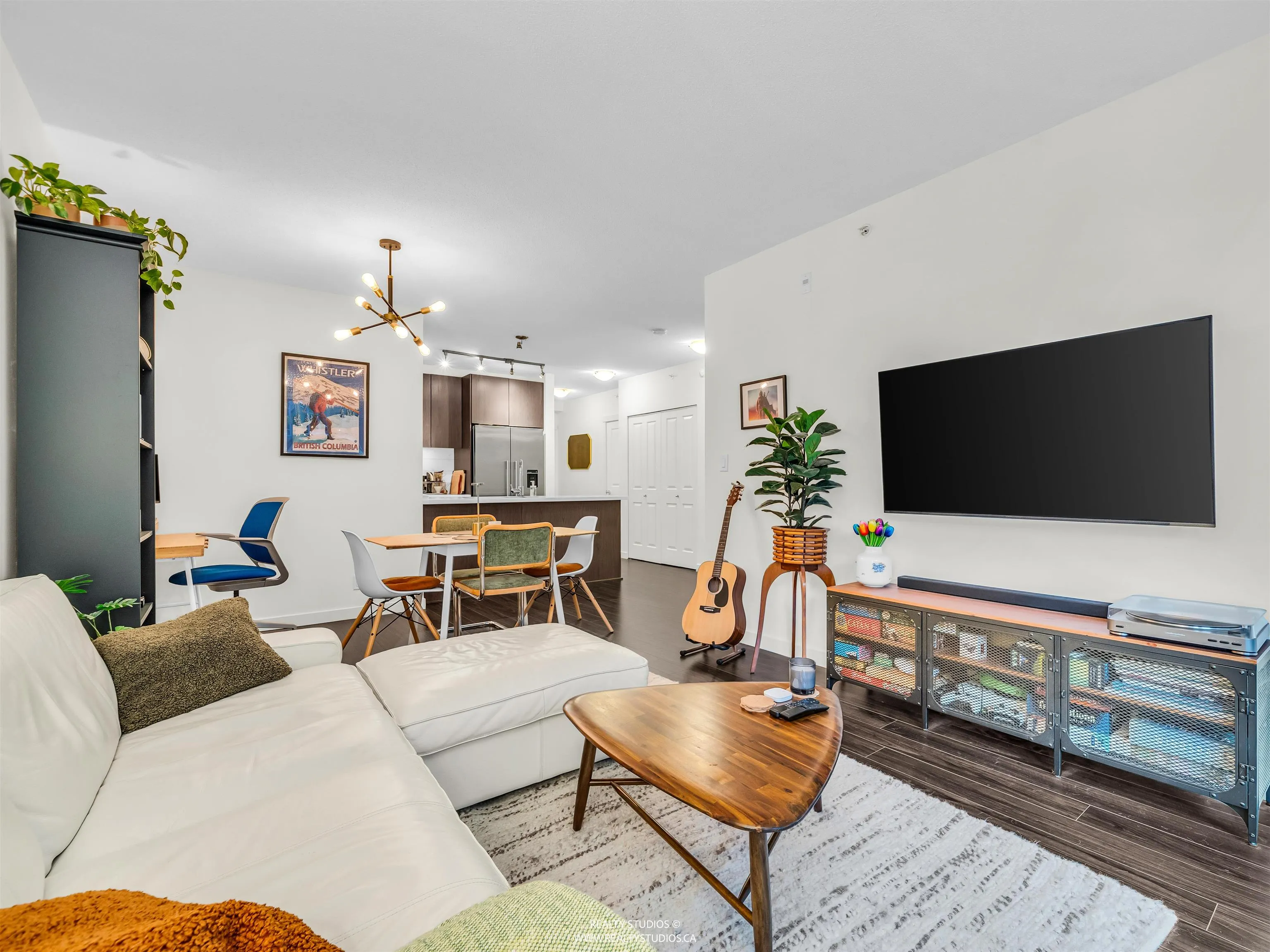 106 3162 Riverwalk Avenue