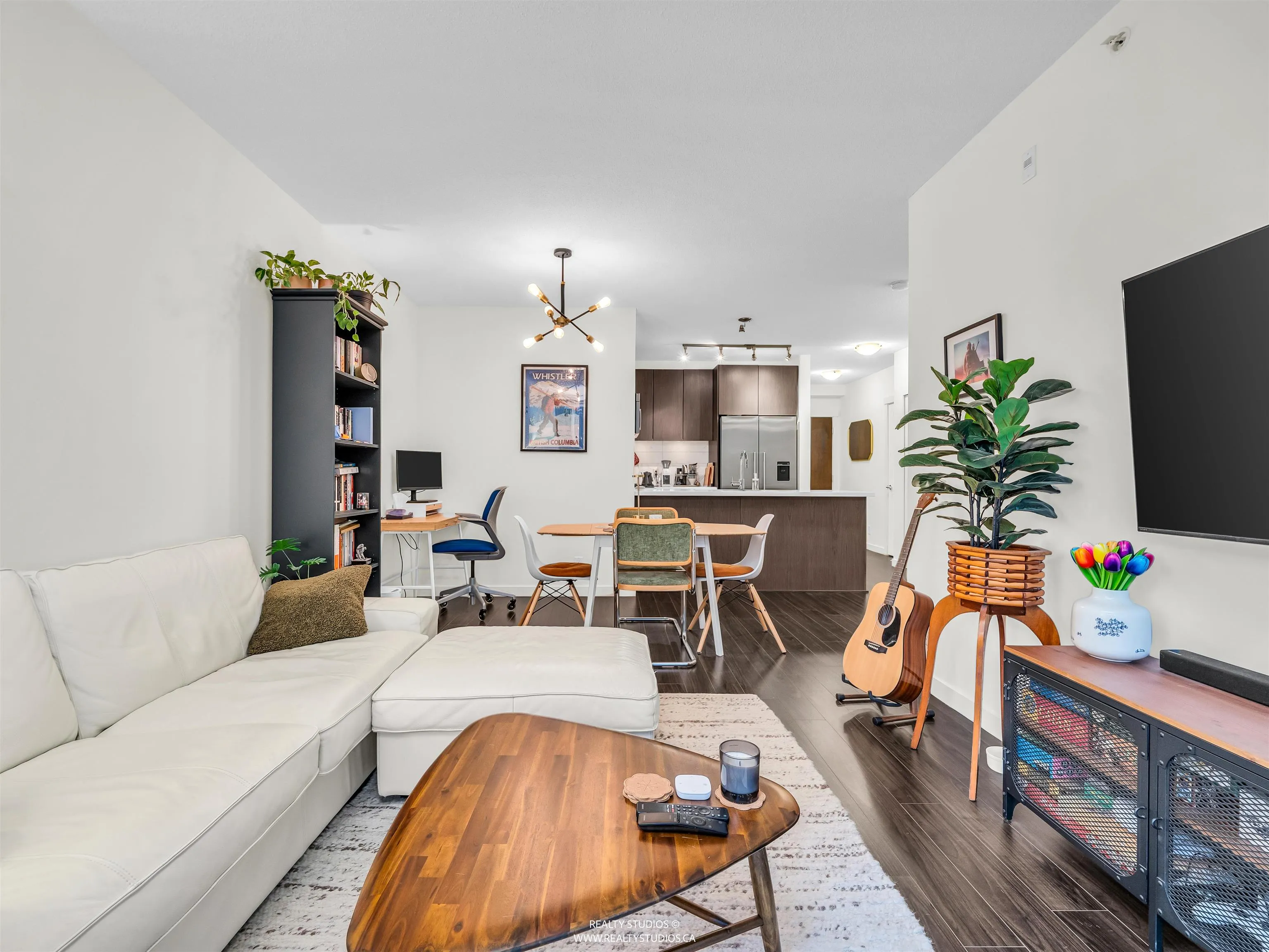 106 3162 Riverwalk Avenue