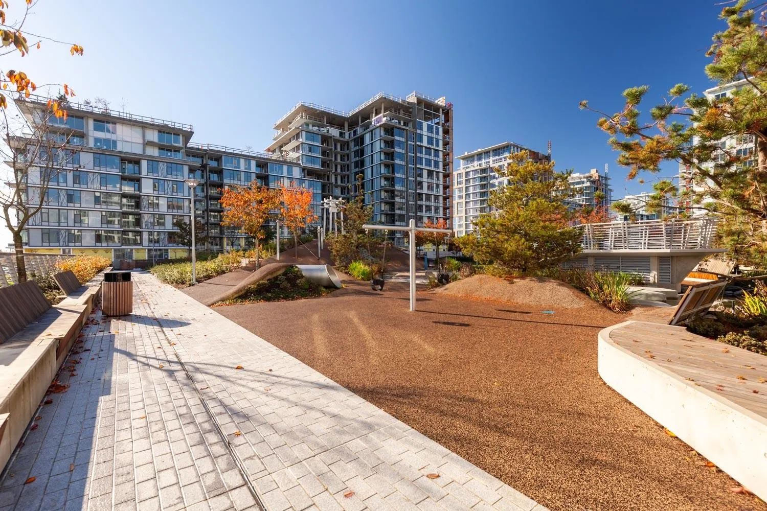 1901 8833 Hazelbridge Way