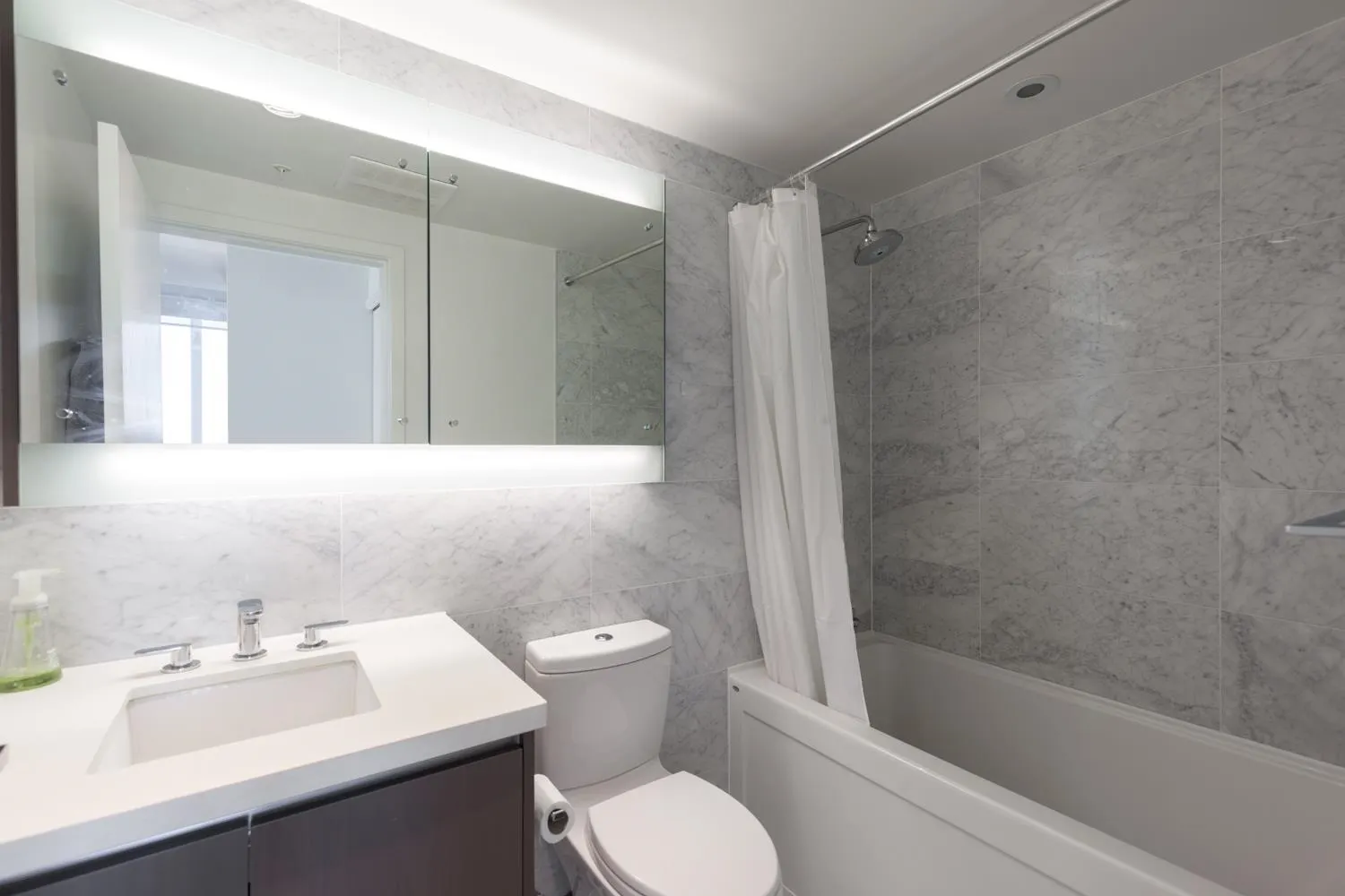 1901 8833 Hazelbridge Way