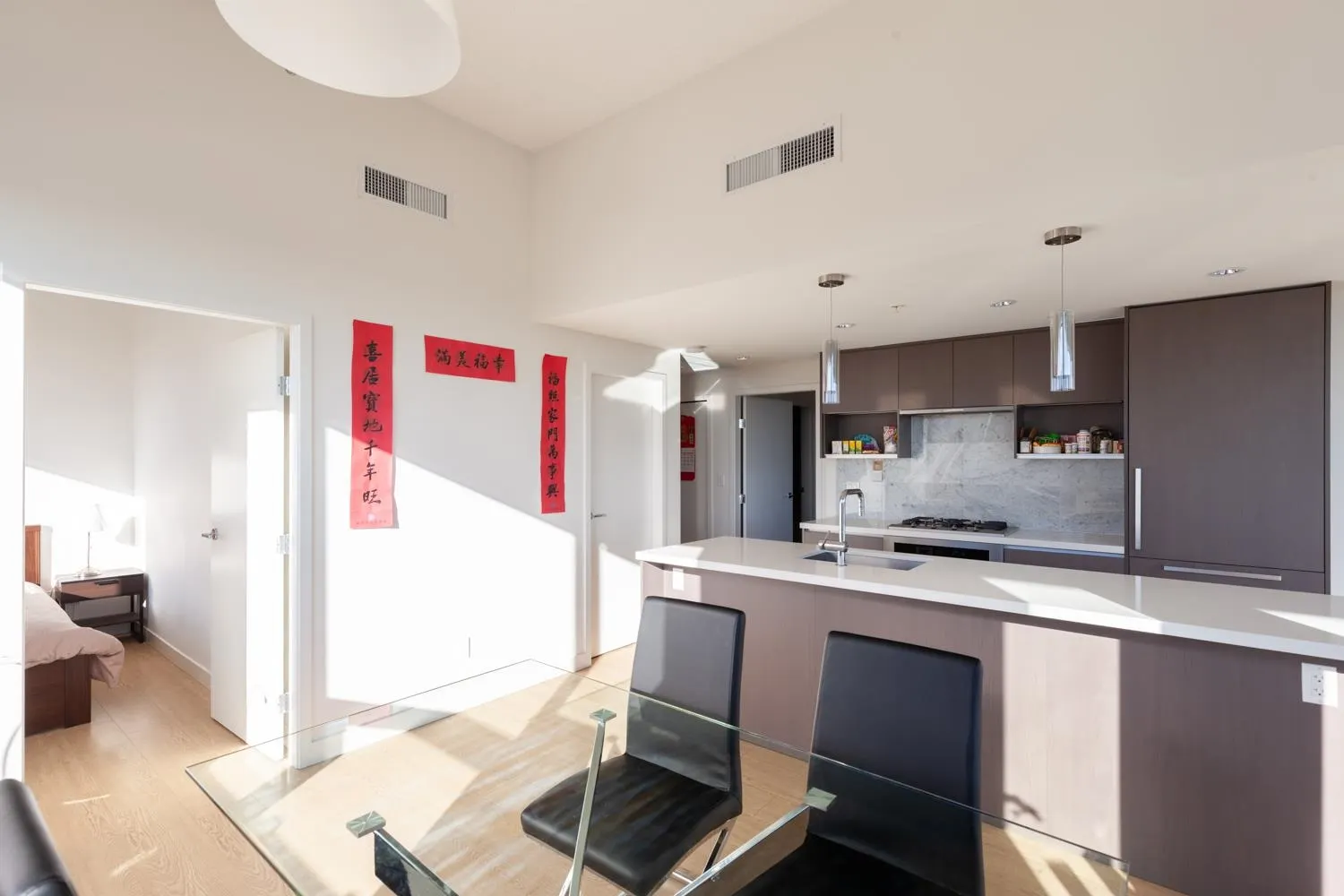 1901 8833 Hazelbridge Way