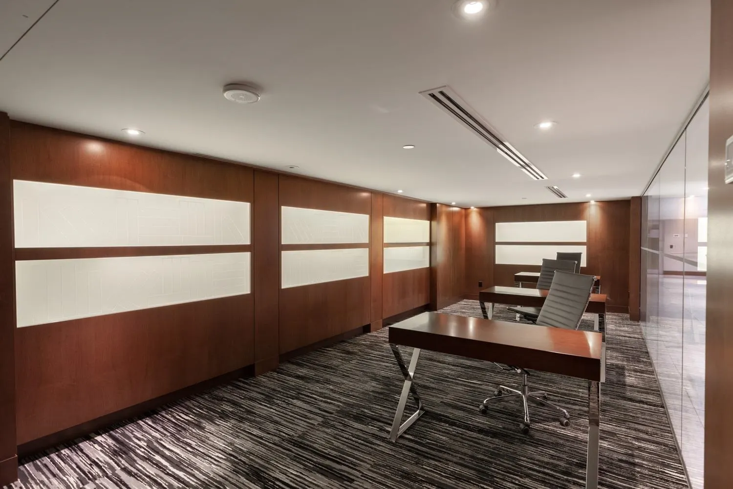 1901 8833 Hazelbridge Way