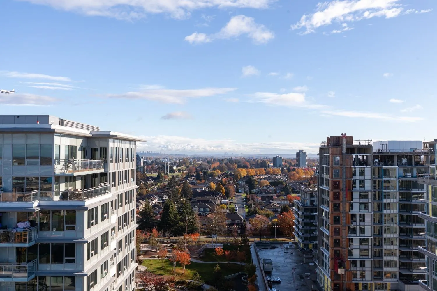 1901 8833 Hazelbridge Way