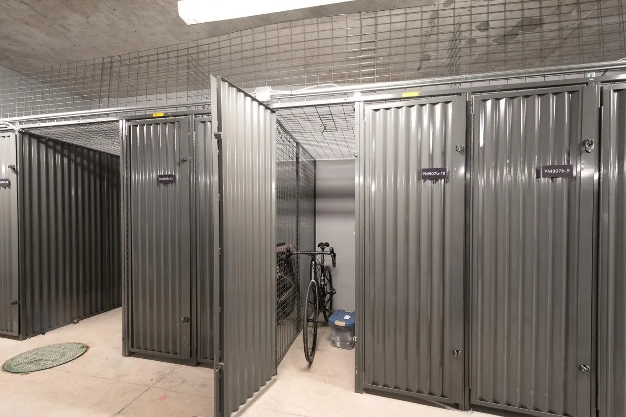 3206 1111 Richards Street