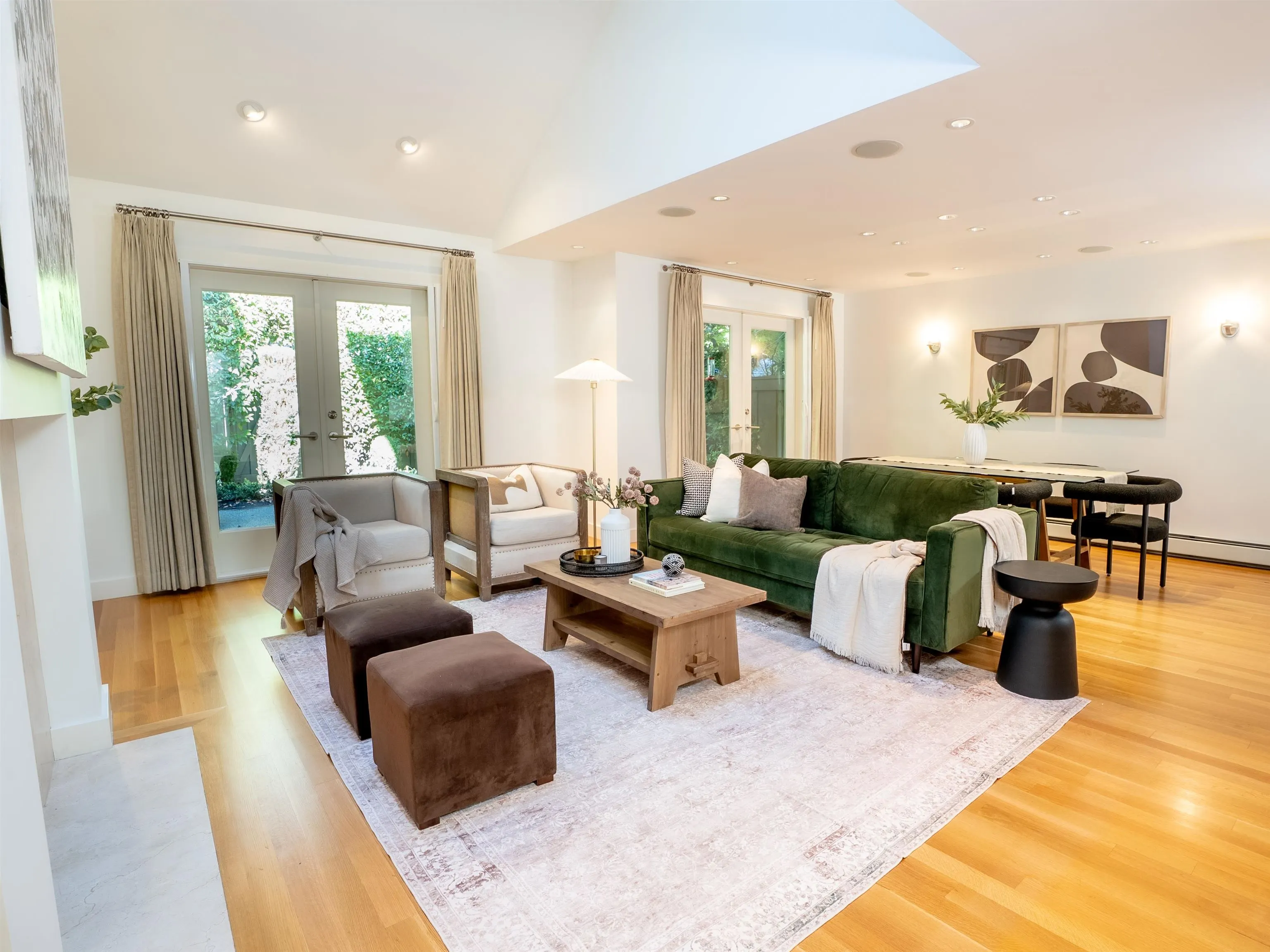 23 4900 Cartier Street