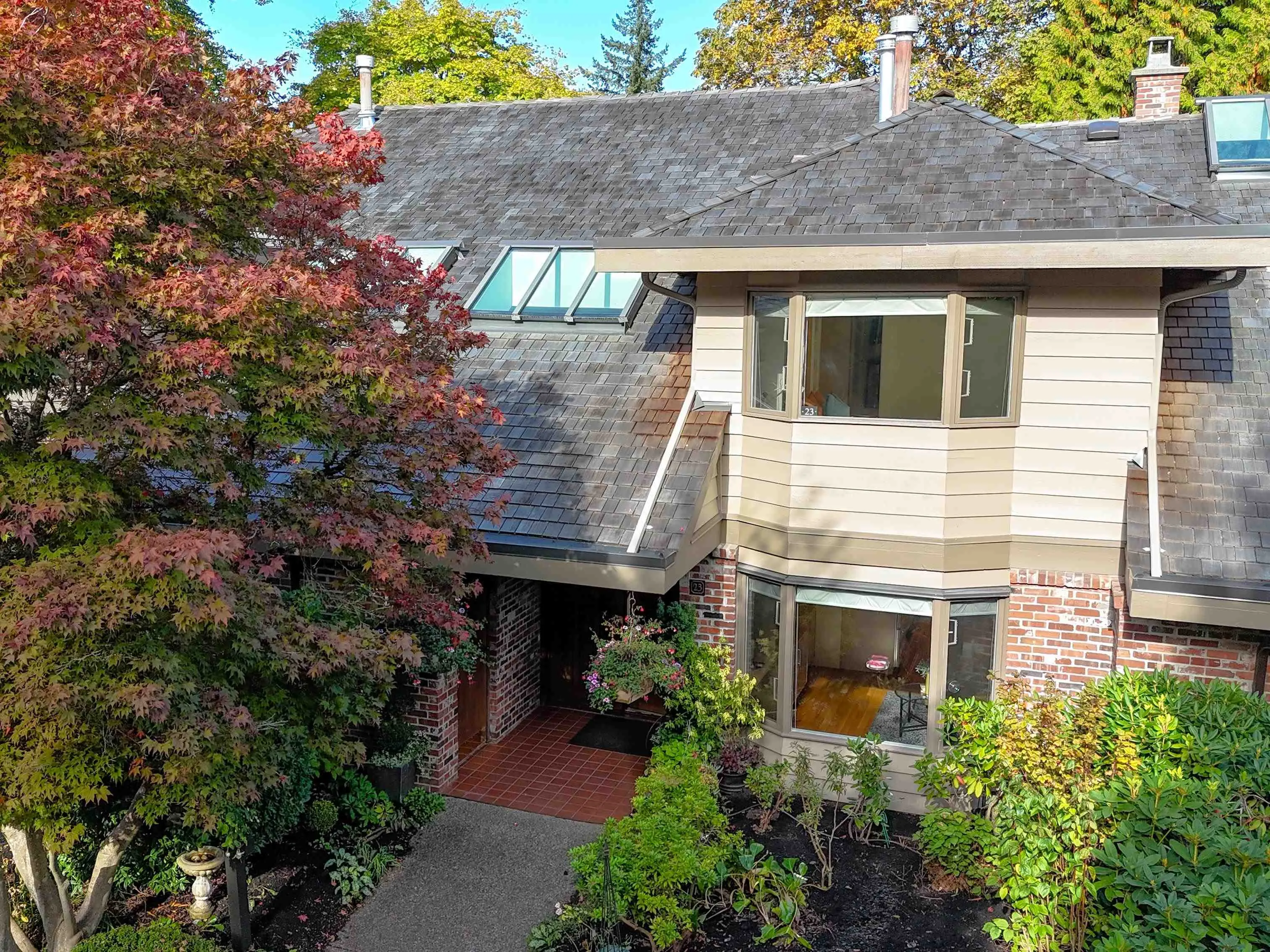 23 4900 Cartier Street