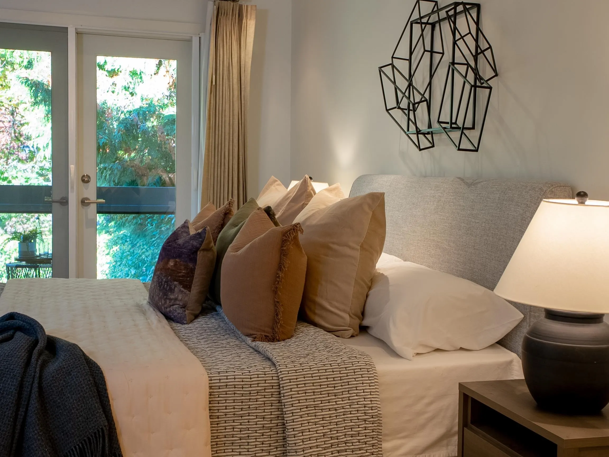 23 4900 Cartier Street