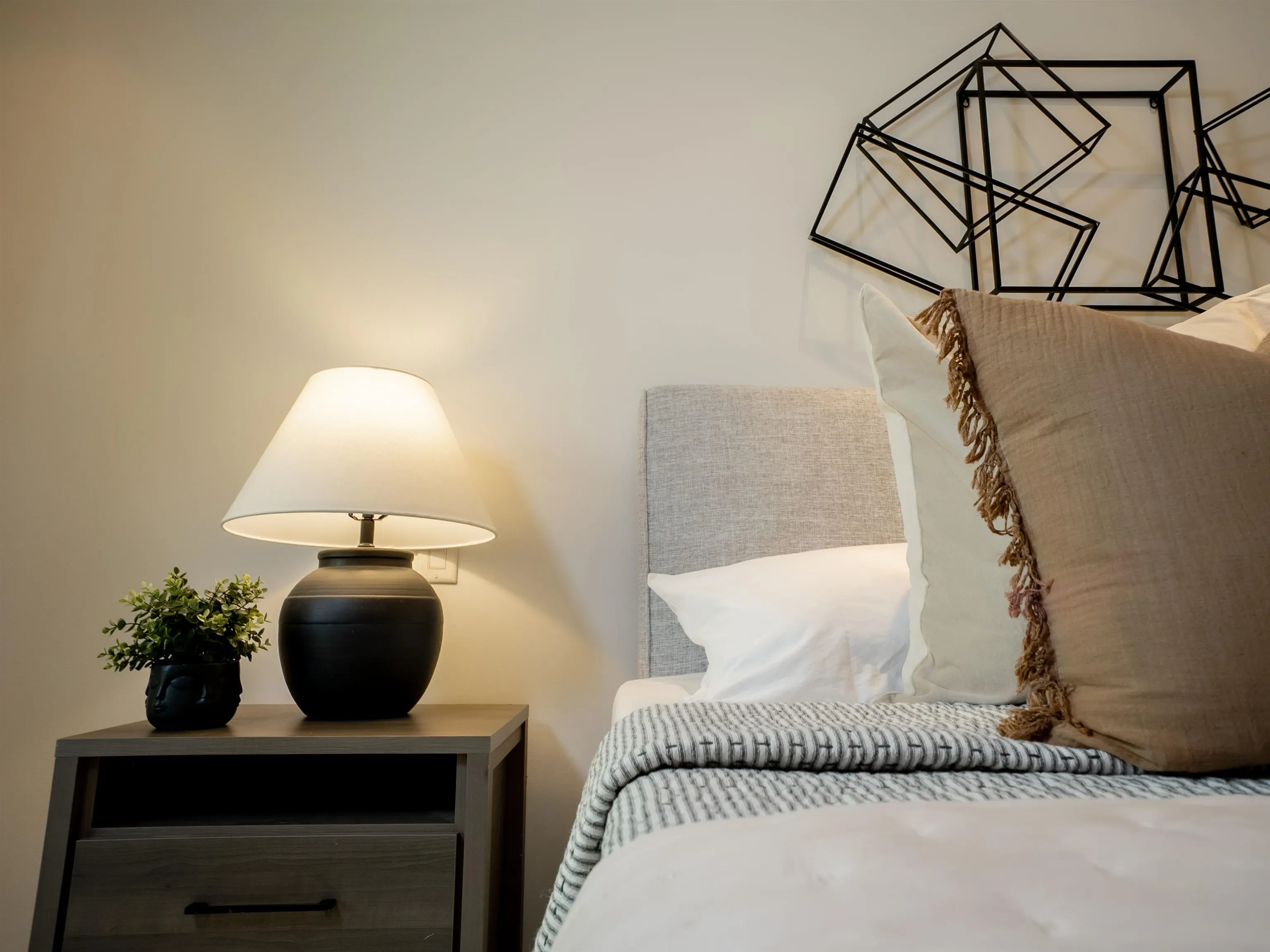 23 4900 Cartier Street