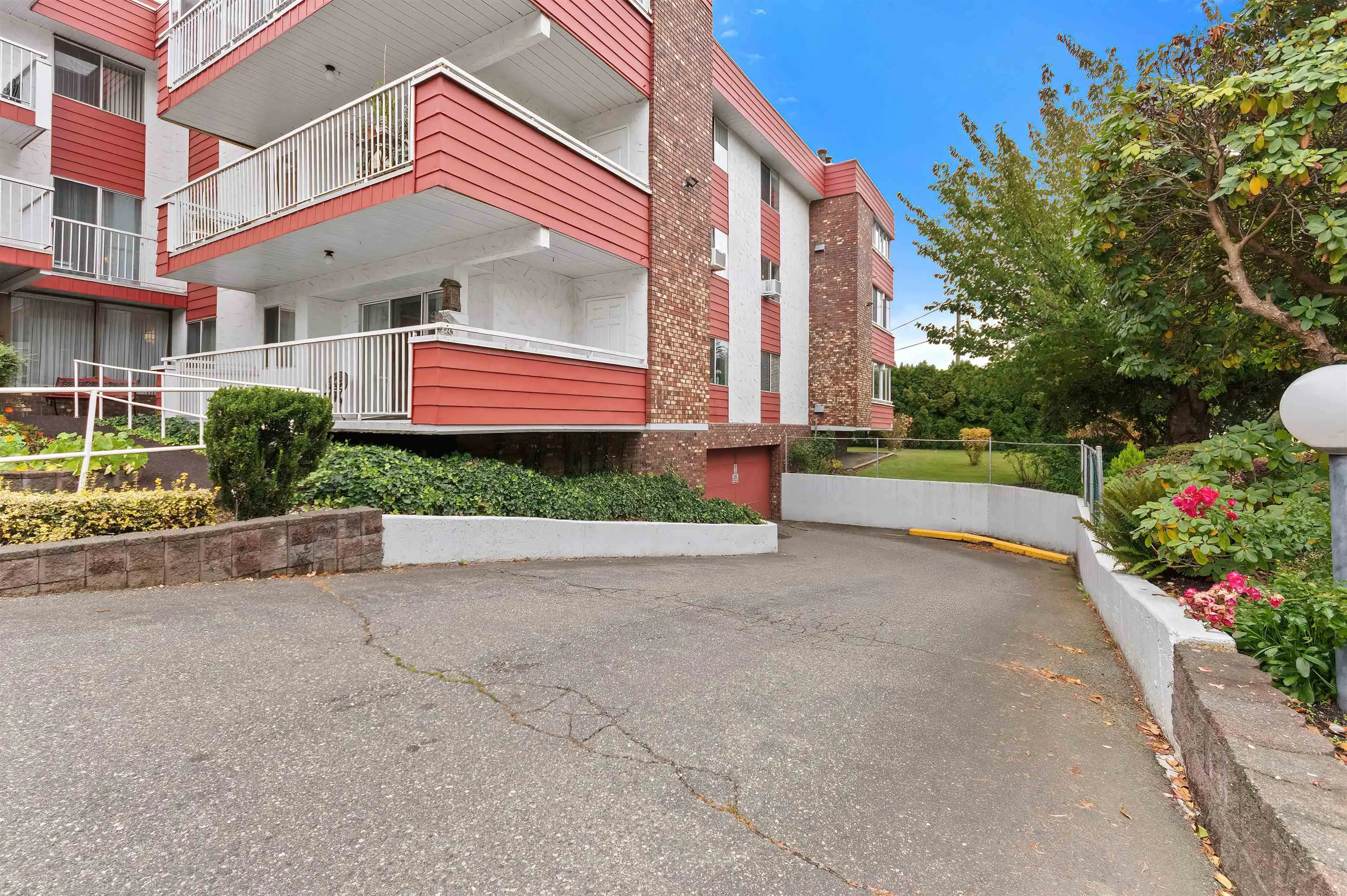 211 32025 Tims Avenue