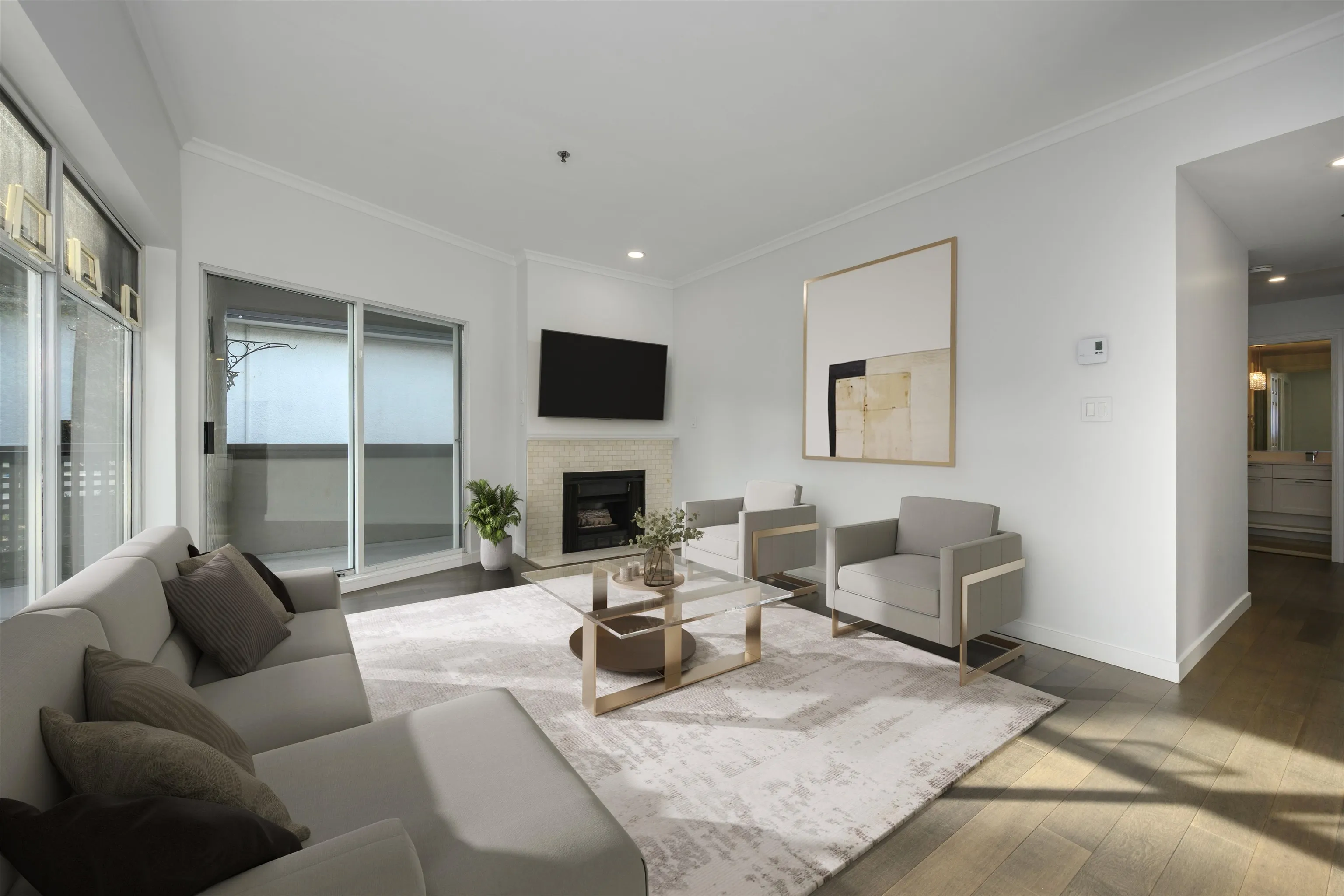 307 1963 W 3rd Avenue