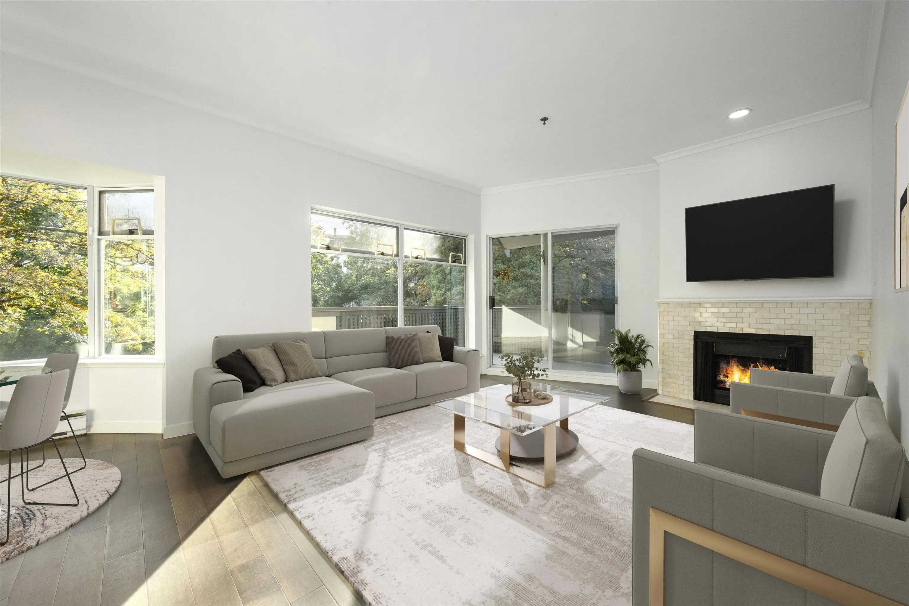 307 1963 W 3rd Avenue