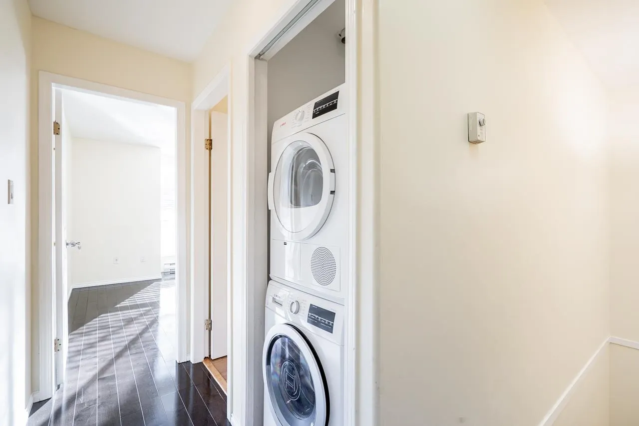 103 624 Agnes Street