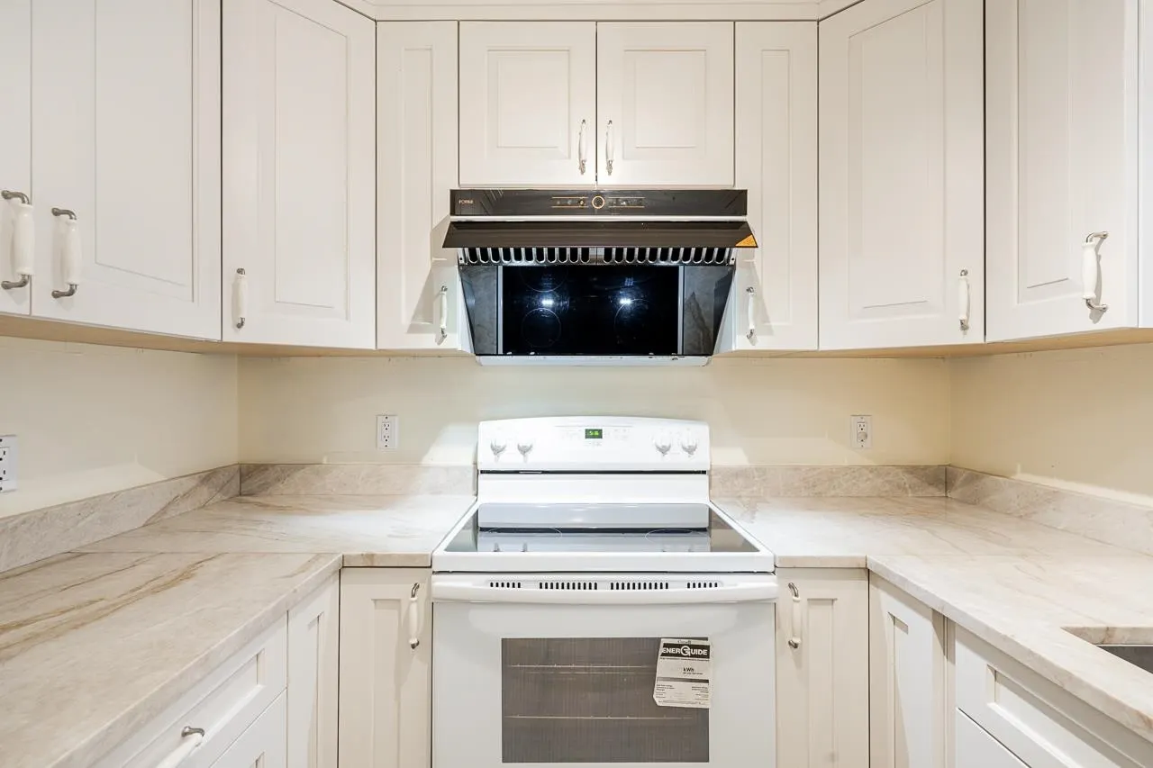 103 624 Agnes Street