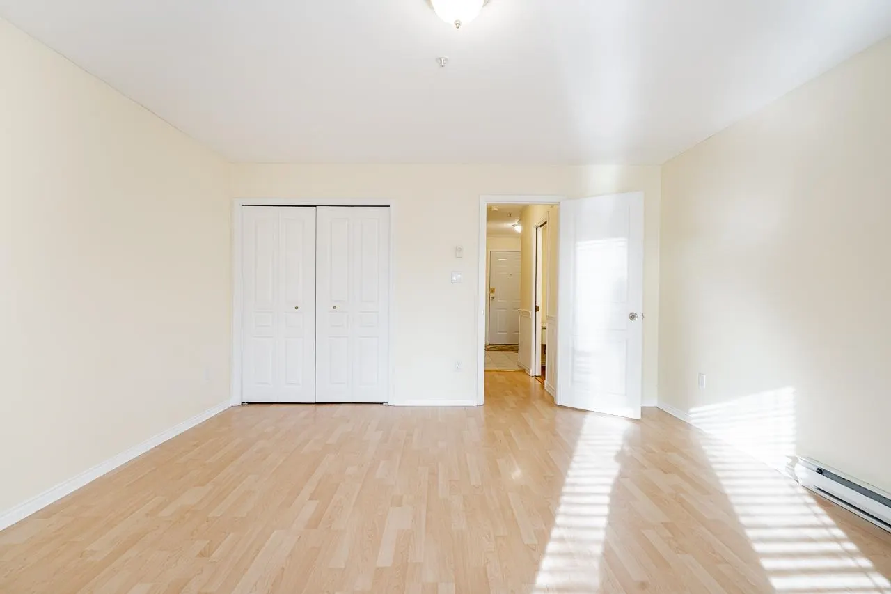 103 624 Agnes Street