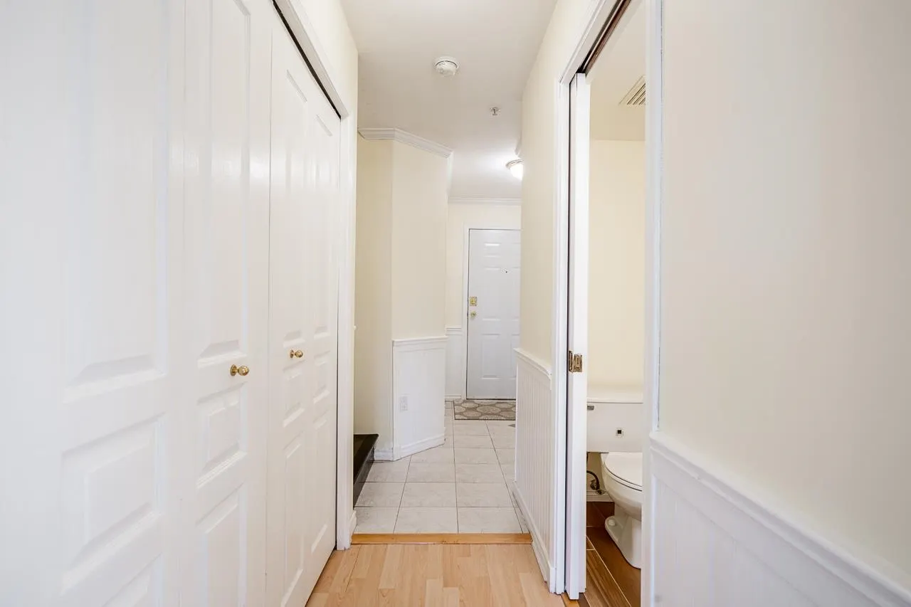 103 624 Agnes Street