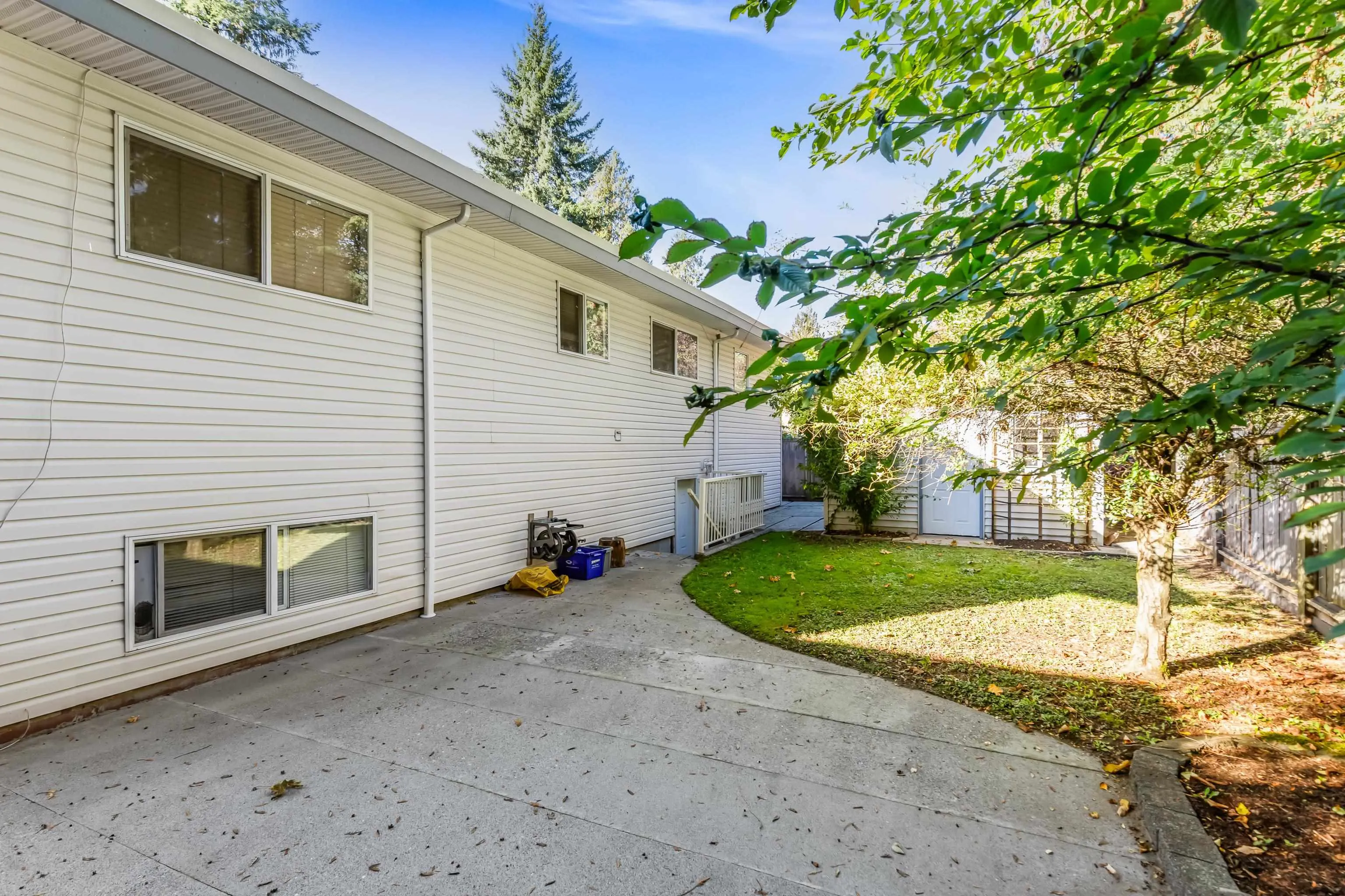 11732 11730 Bonson Road
