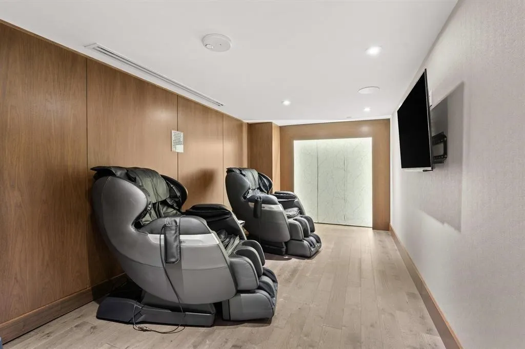 1609 8988 Patterson Road