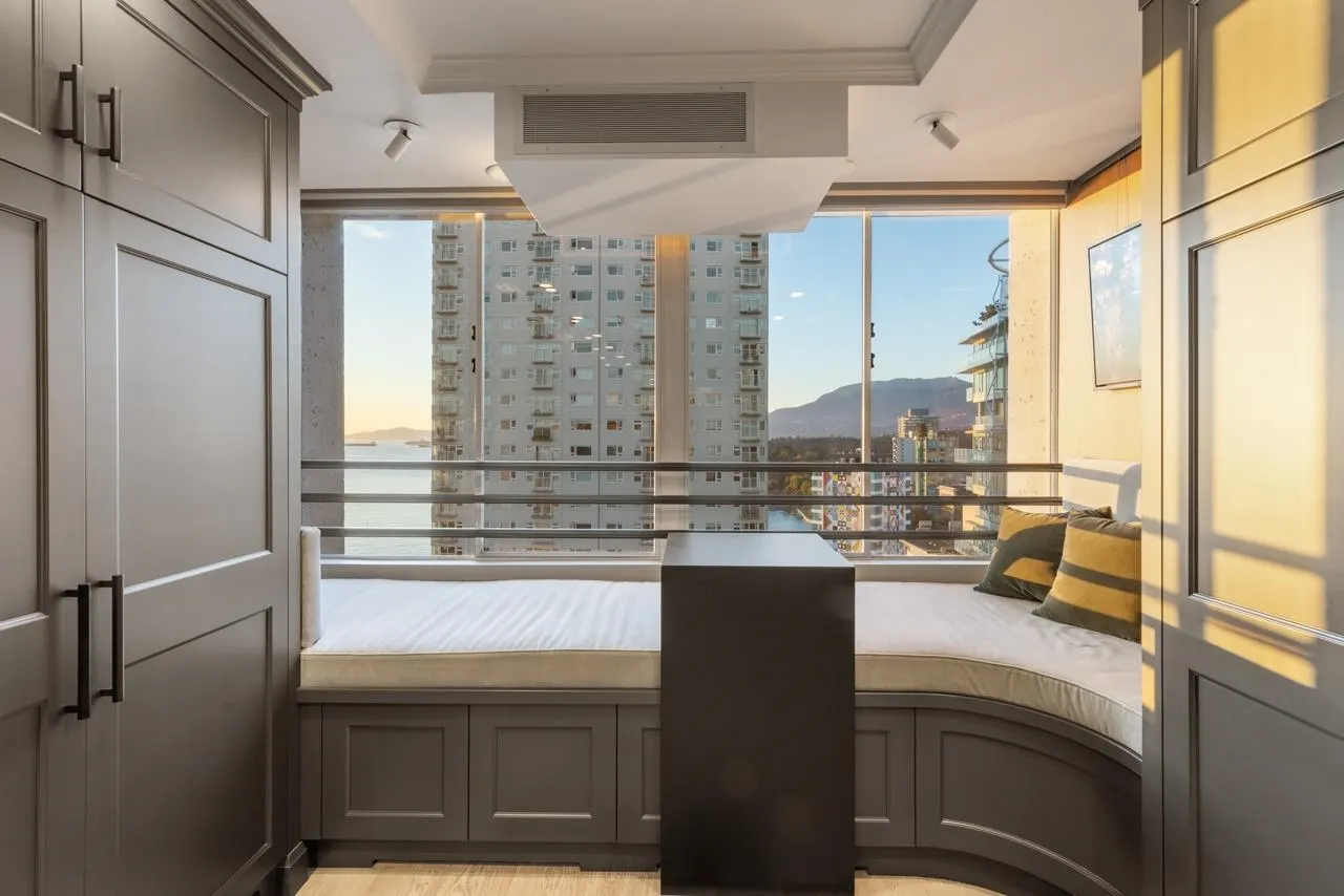 1601 1236 Bidwell Street