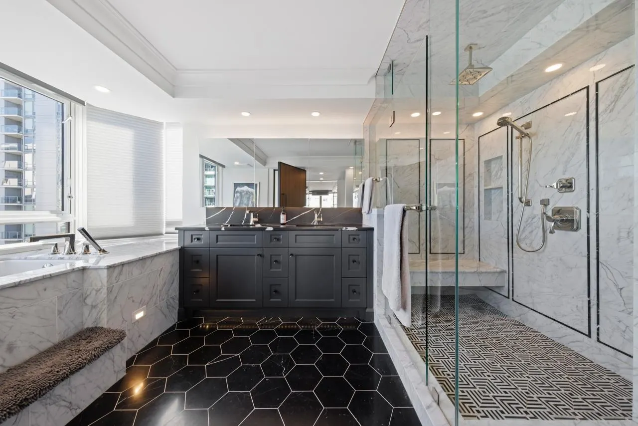 1601 1236 Bidwell Street