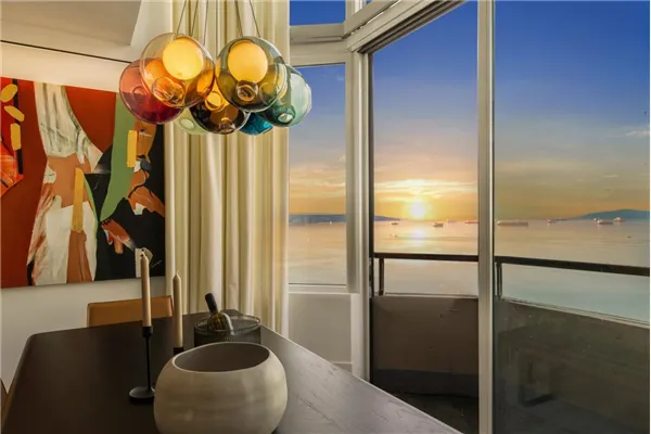 1601 1236 Bidwell Street